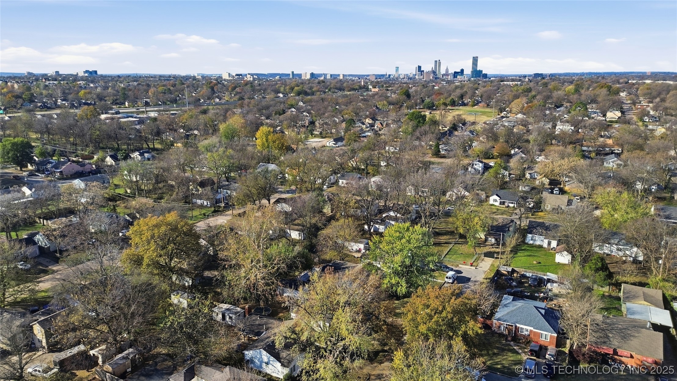 3212 E Haskell Street Property Photo 30
