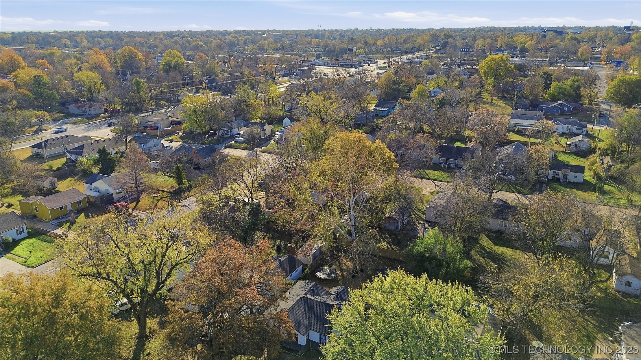 3212 E Haskell Street Property Photo 31
