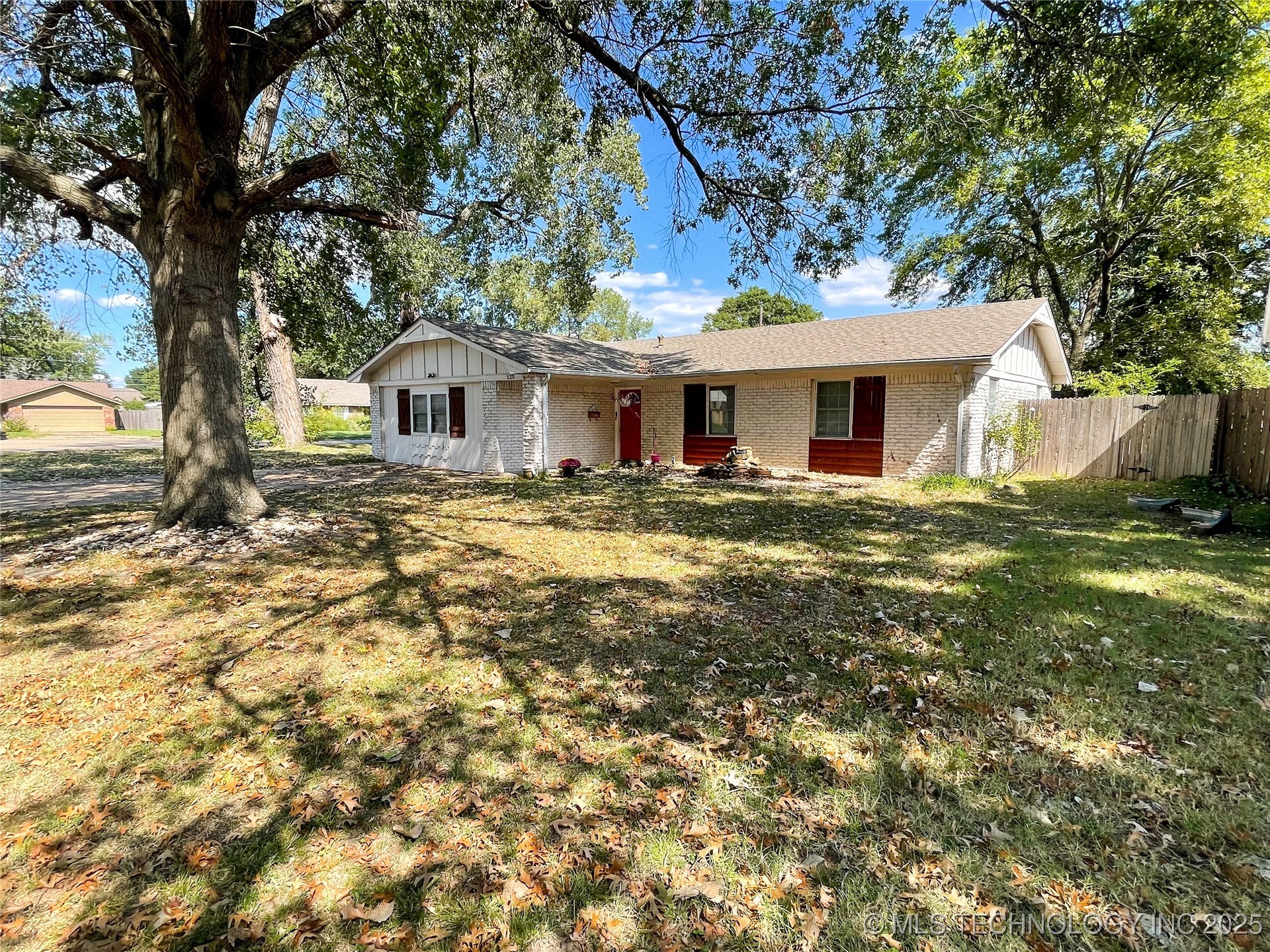 520 Belmont Road Property Photo 2