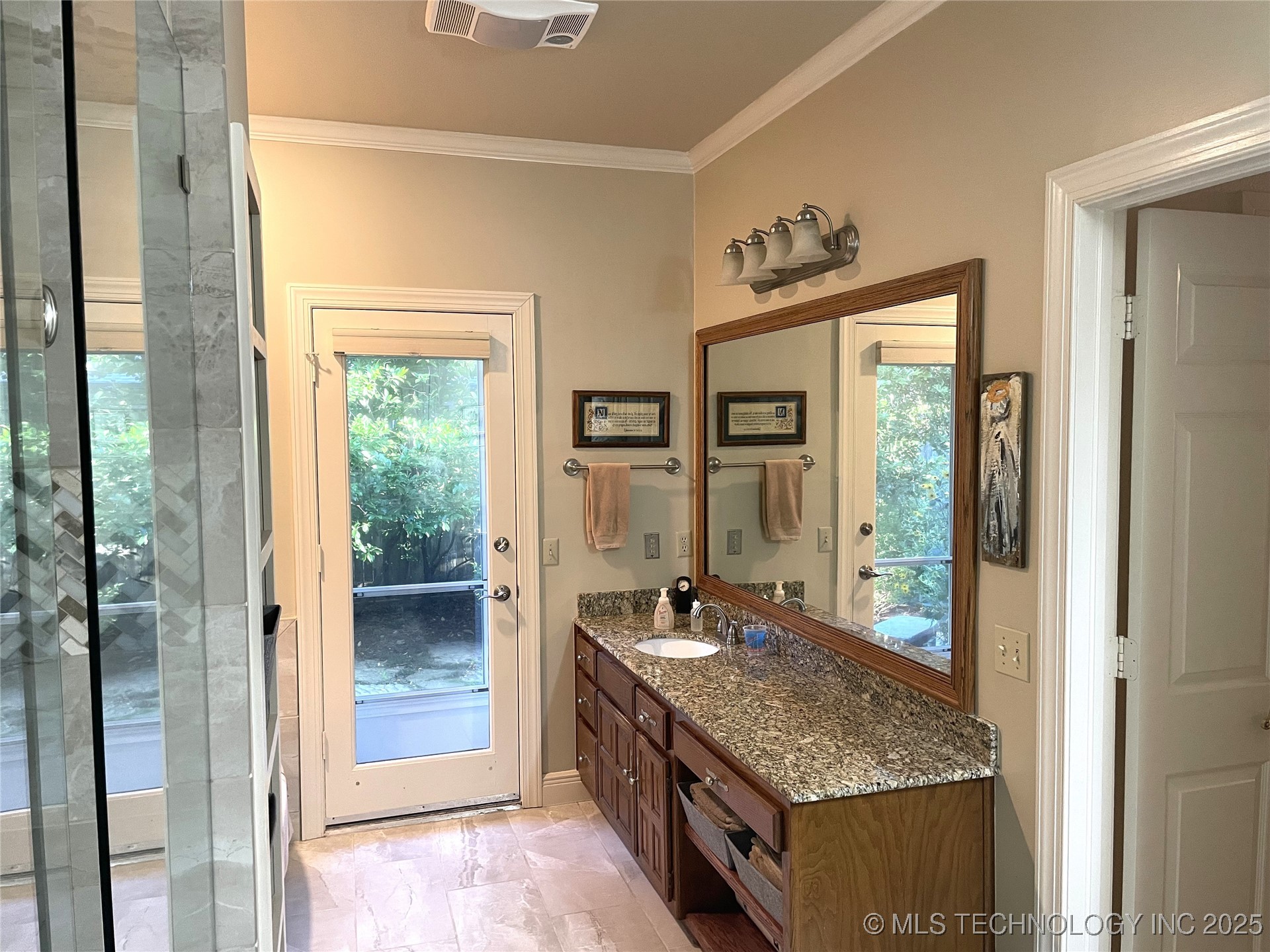 5220 E 88th Street Property Photo 26