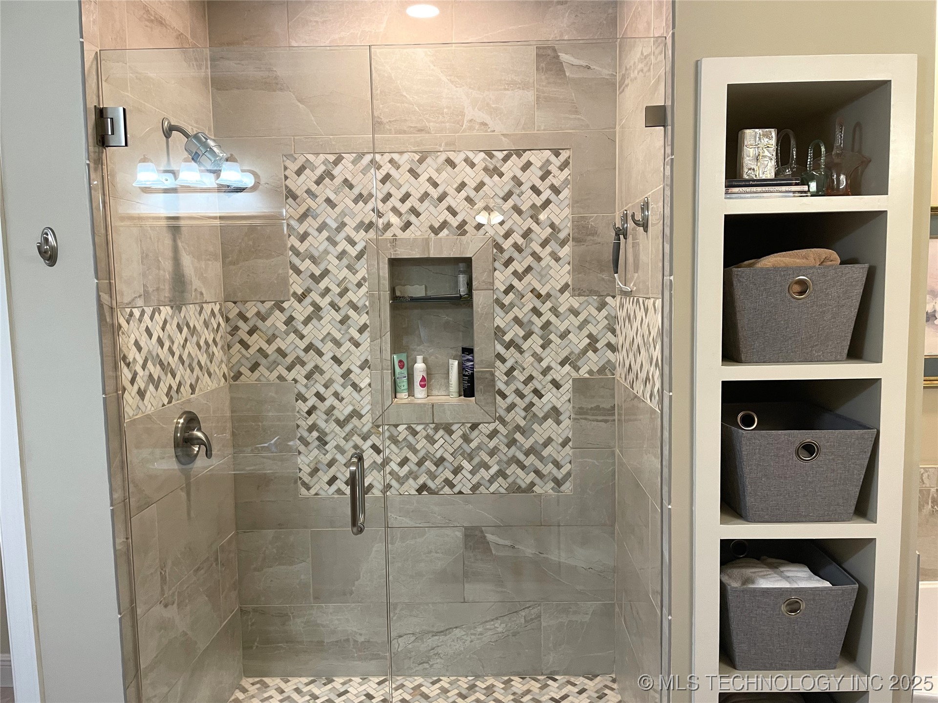 5220 E 88th Street Property Photo 28