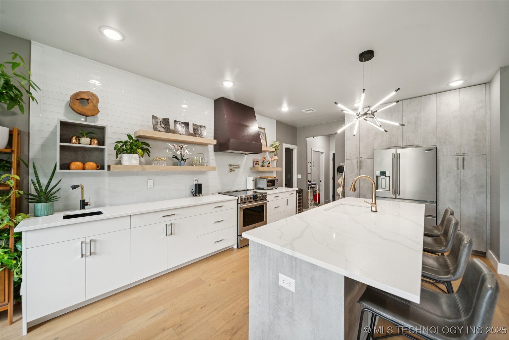 9248 E 80th Place Property Photo 7