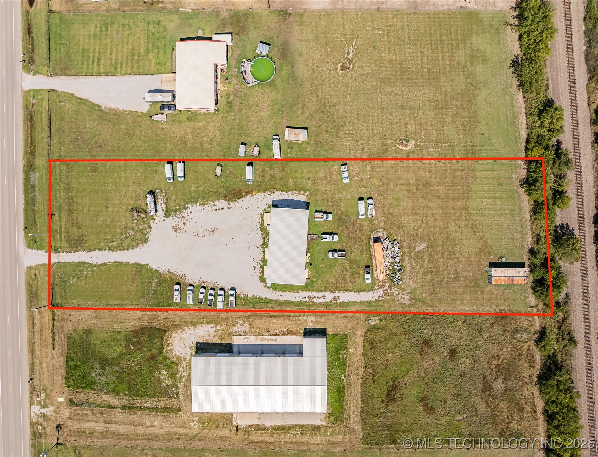 1496 Us Hwy 77 Property Photo 2