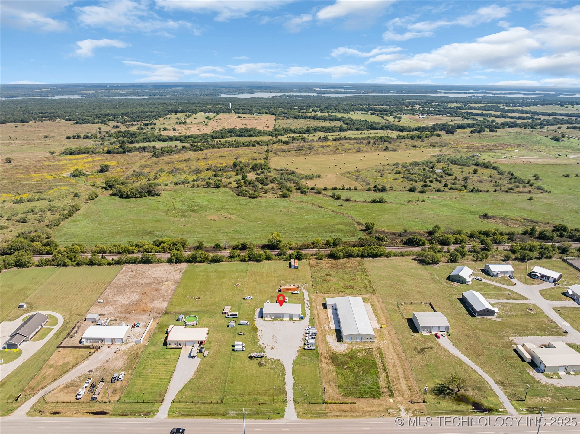 1496 Us Hwy 77 Property Photo 4