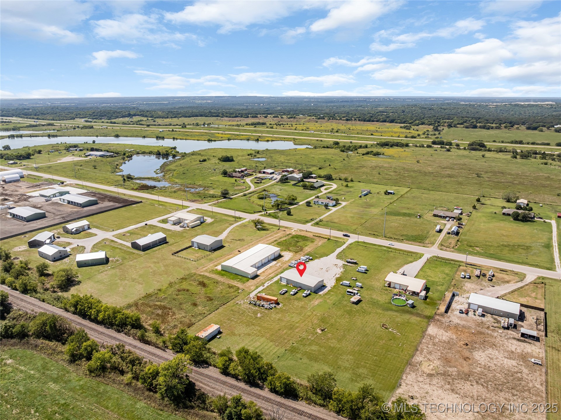 1496 Us Hwy 77 Property Photo 7