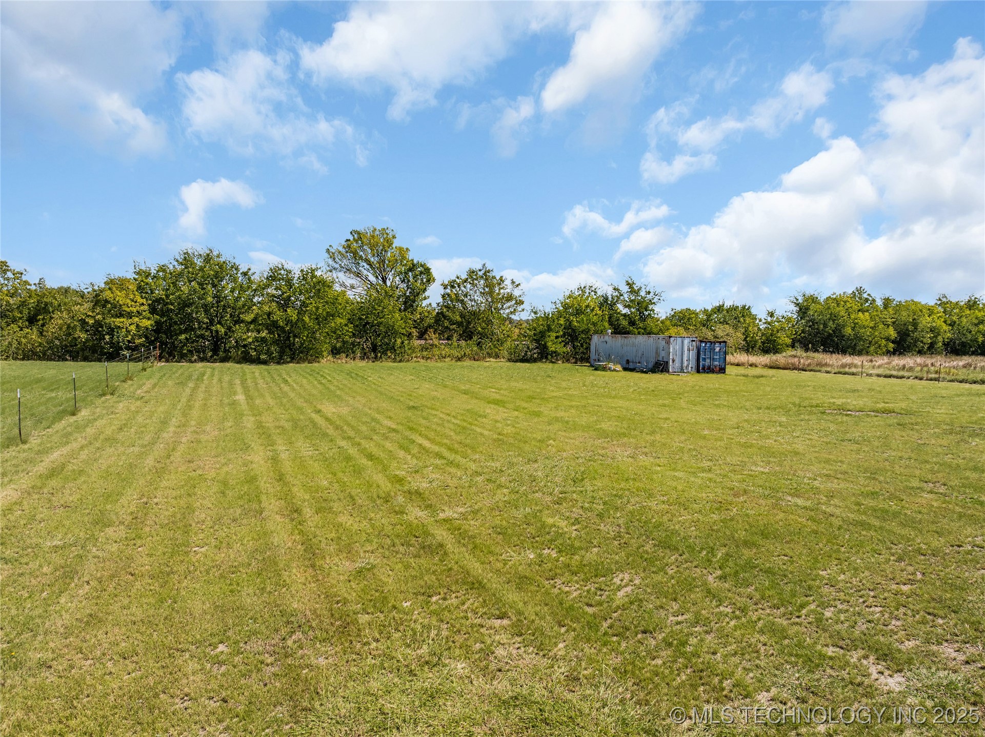 1496 Us Hwy 77 Property Photo 8