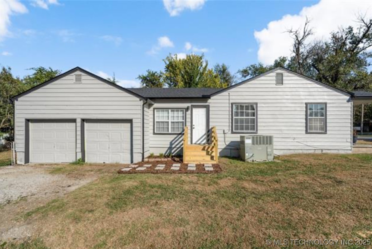 2901 E Virgin Street Property Photo 4