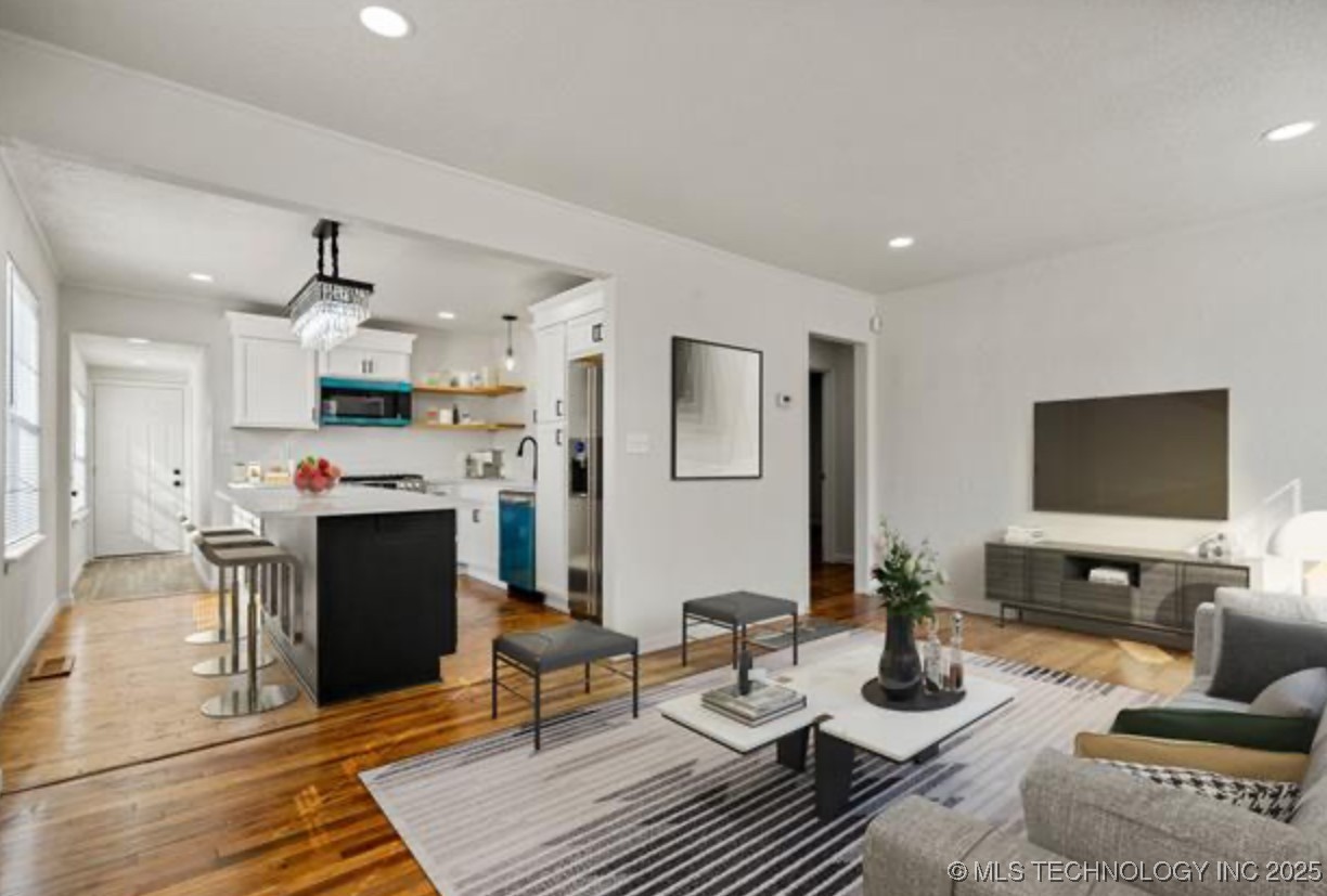 2901 E Virgin Street Property Photo 5