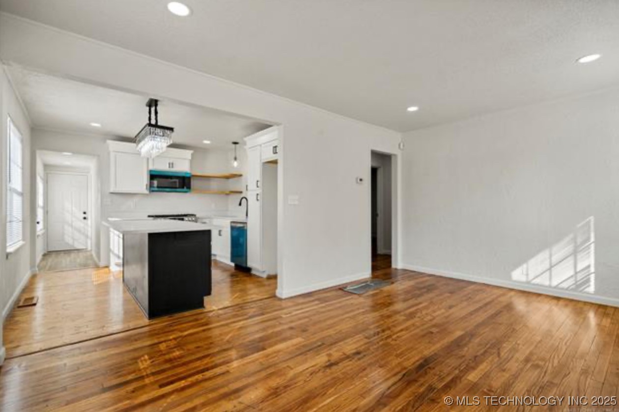 2901 E Virgin Street Property Photo 6