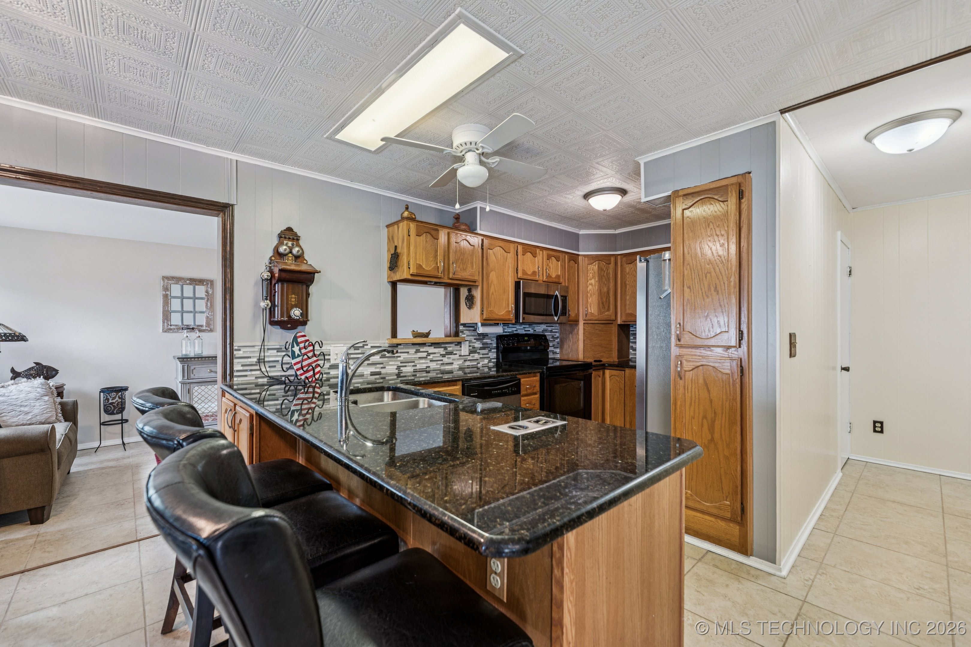 25540 S 608 Road Property Photo 9