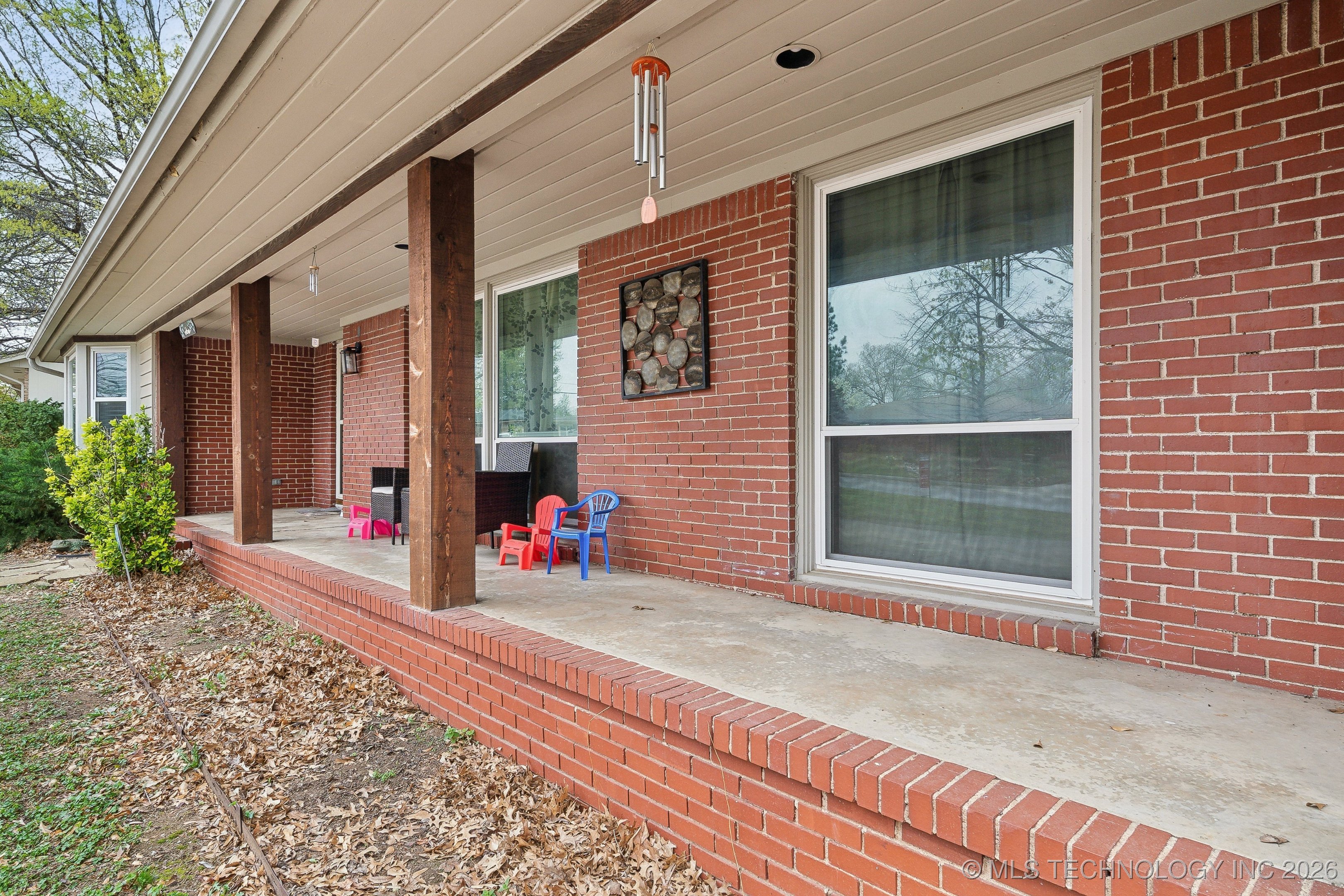 4156 E 43rd Street Property Photo 5