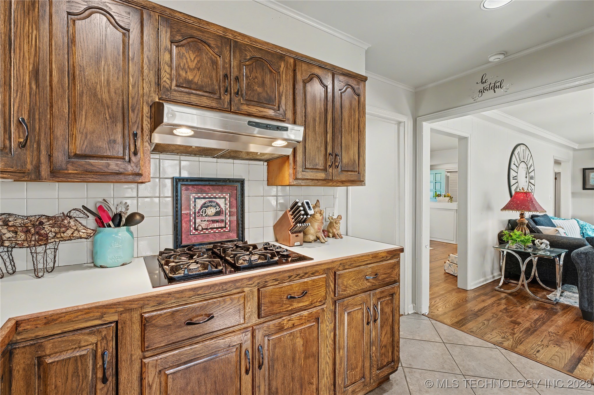 4156 E 43rd Street Property Photo 20