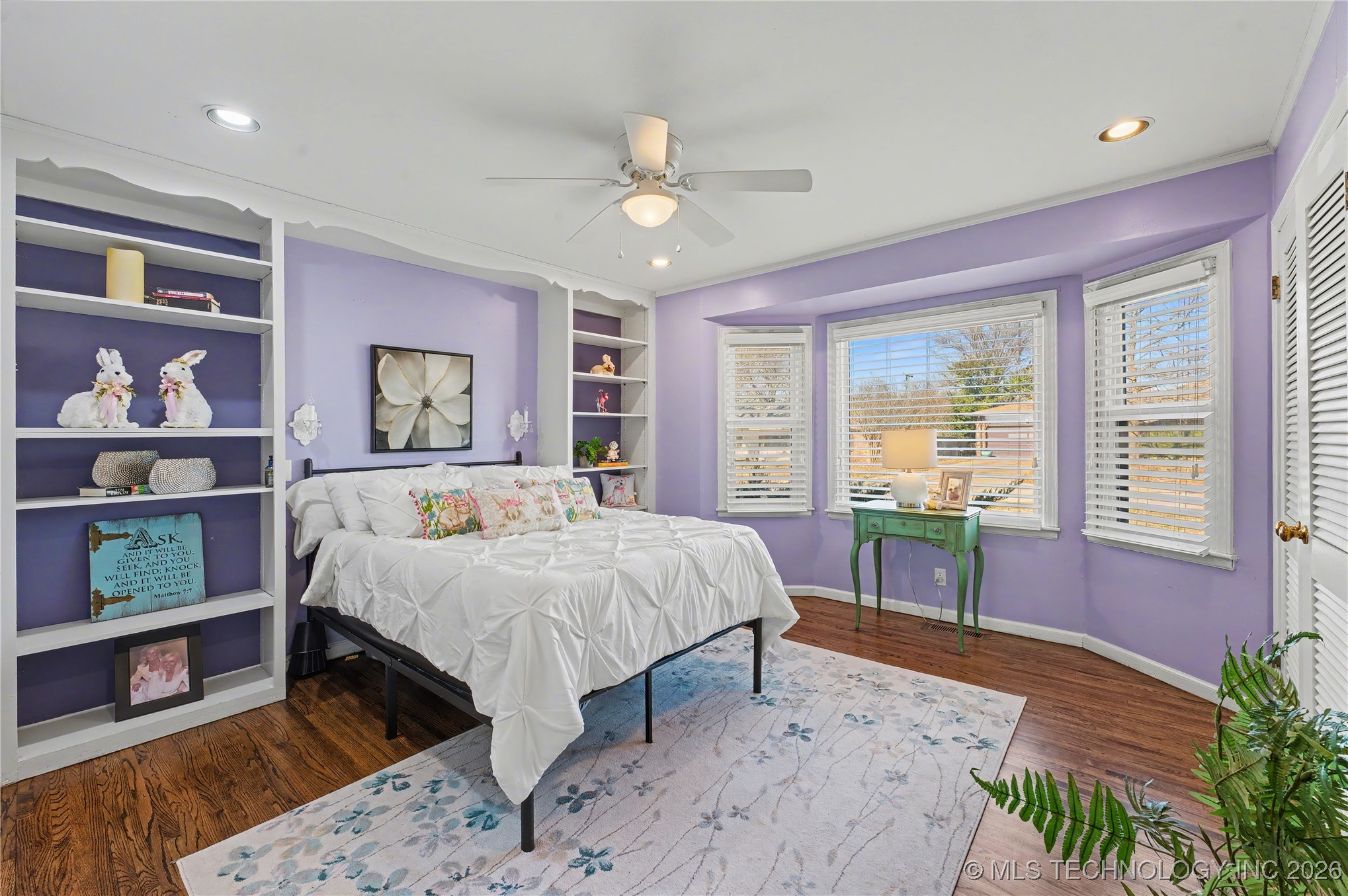 4156 E 43rd Street Property Photo 29