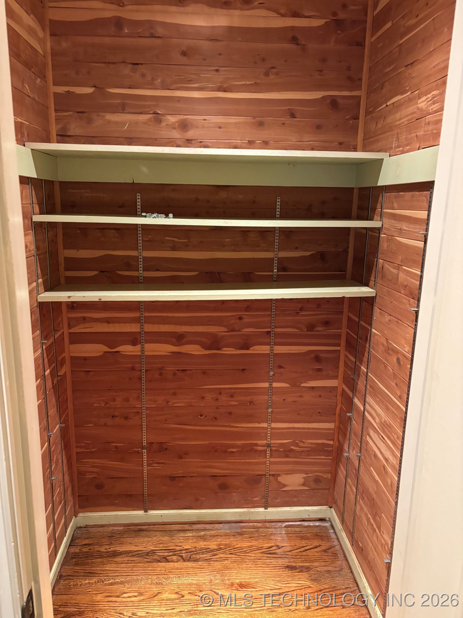 4156 E 43rd Street Property Photo 33