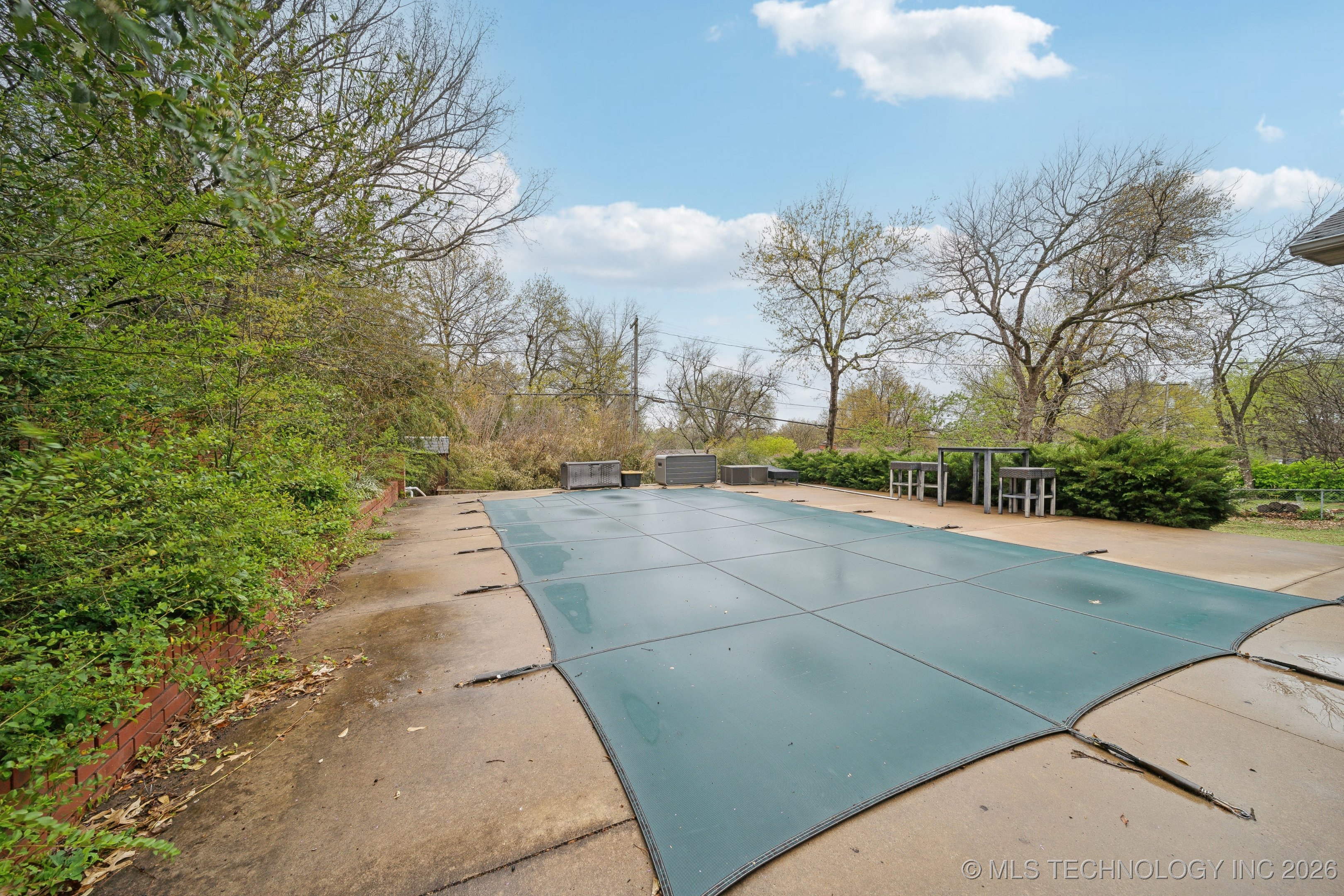 4156 E 43rd Street Property Photo 43