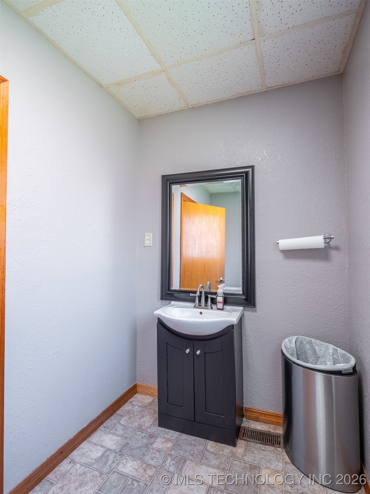 426 E Wyandotte Property Photo 11