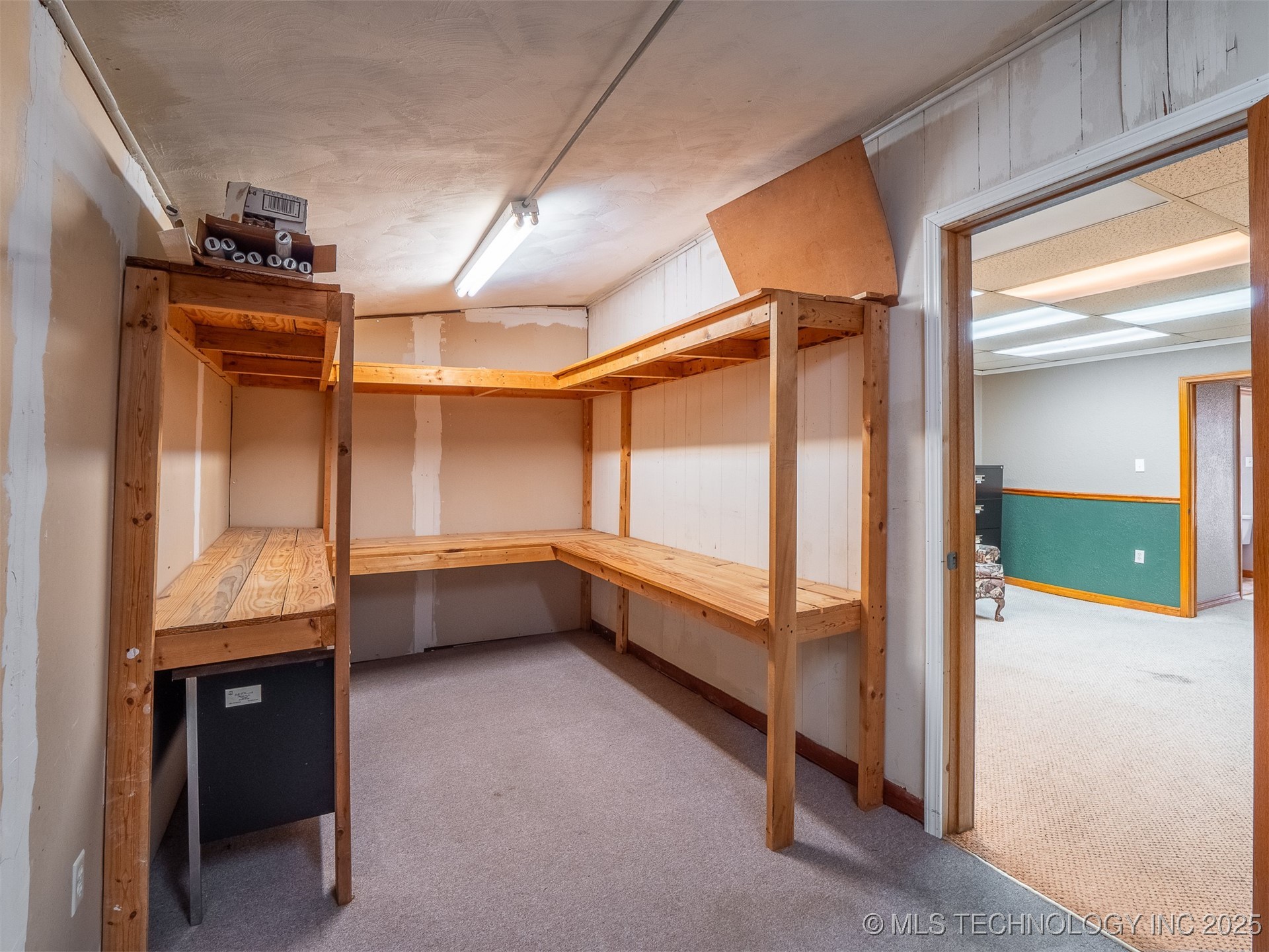 426 E Wyandotte Property Photo 22