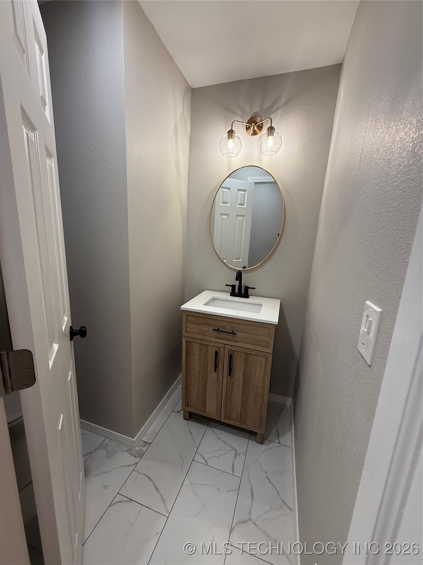 1224 E Cherry Property Photo 15