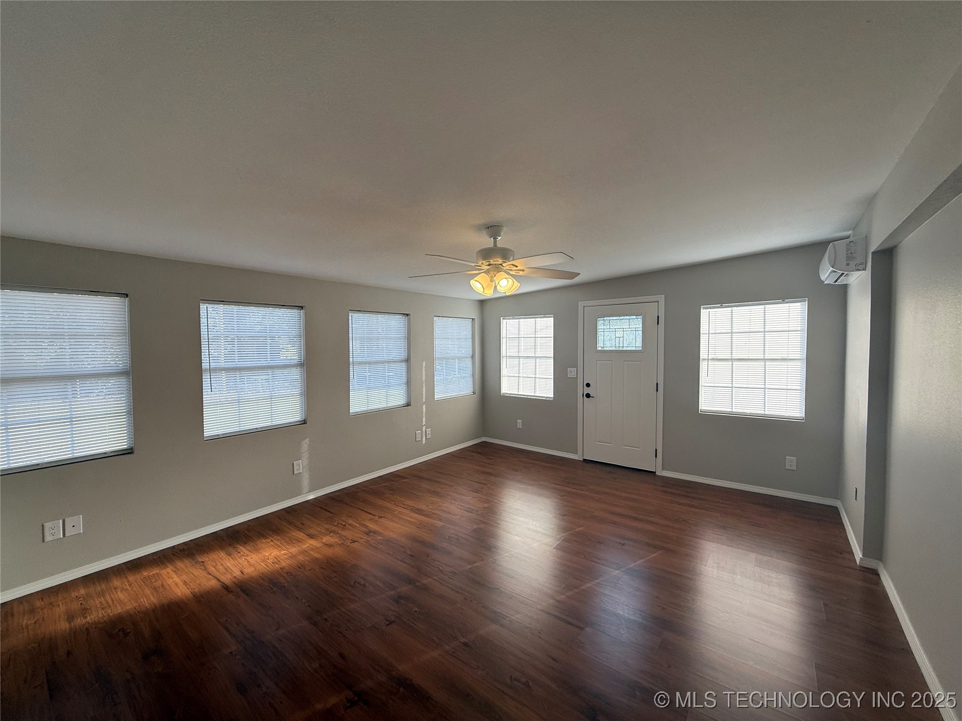 1224 E Cherry Property Photo 27