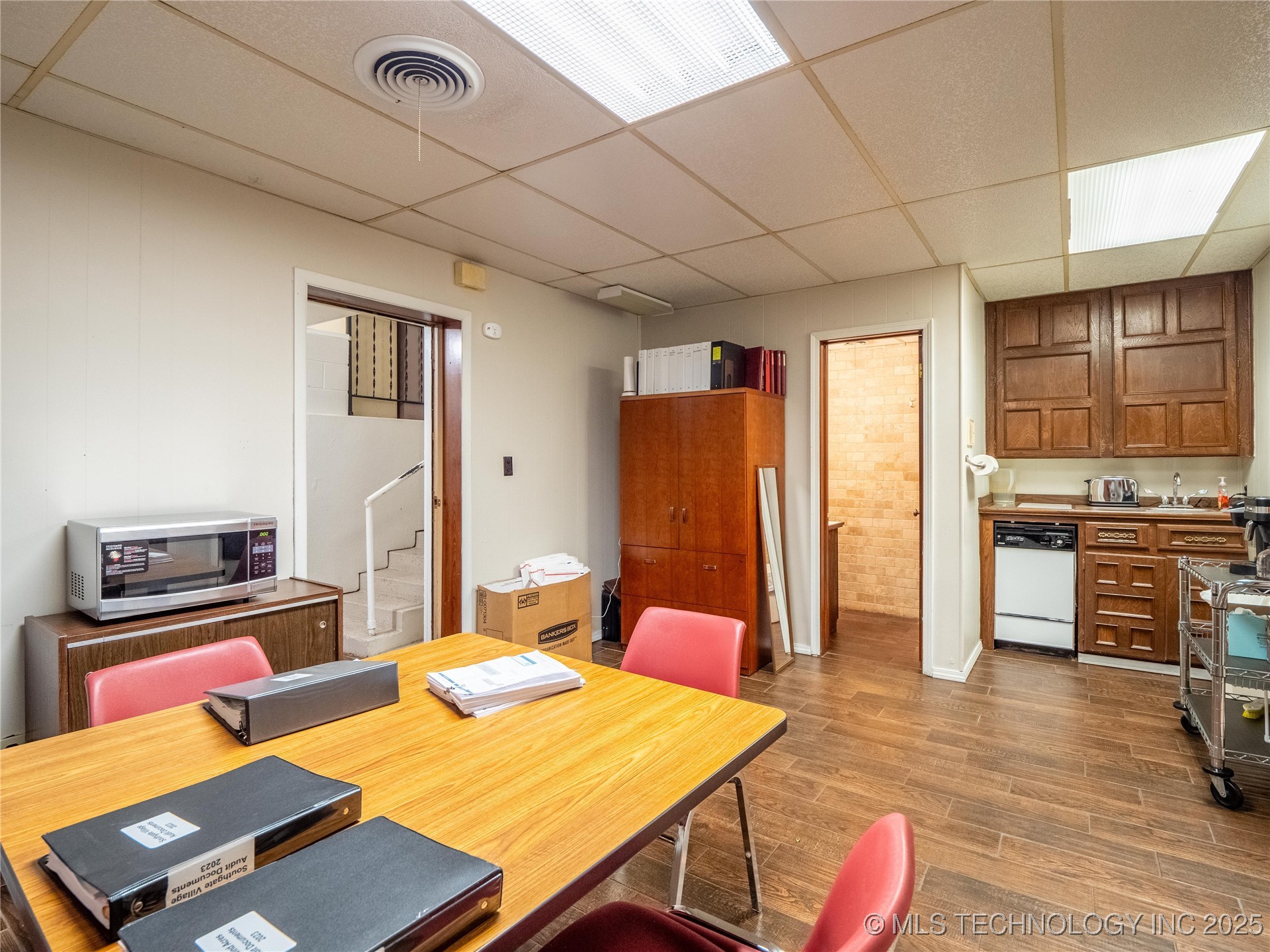 15 E Carl Albert Property Photo 15