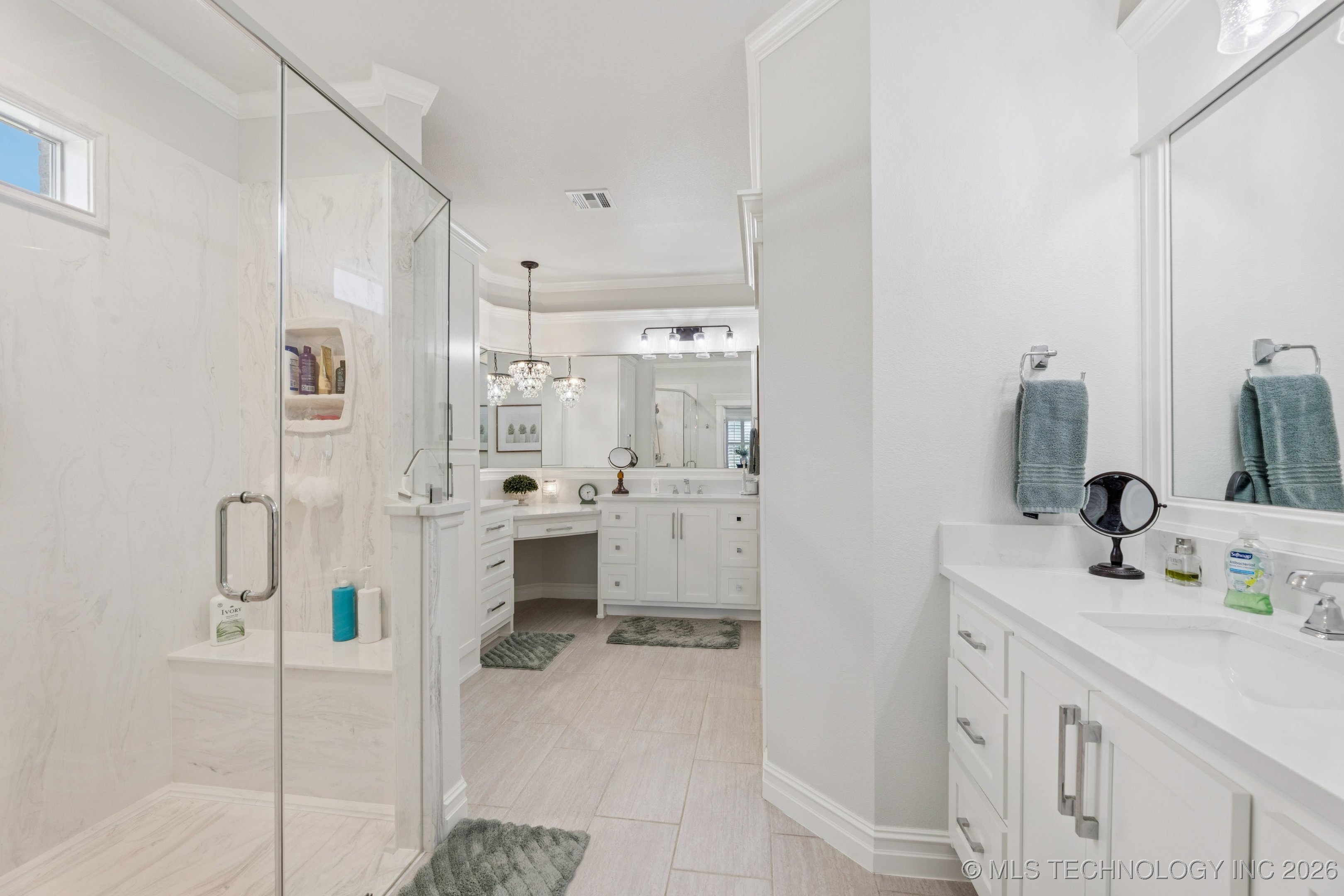 18070 S 72nd East Avenue Property Photo 22