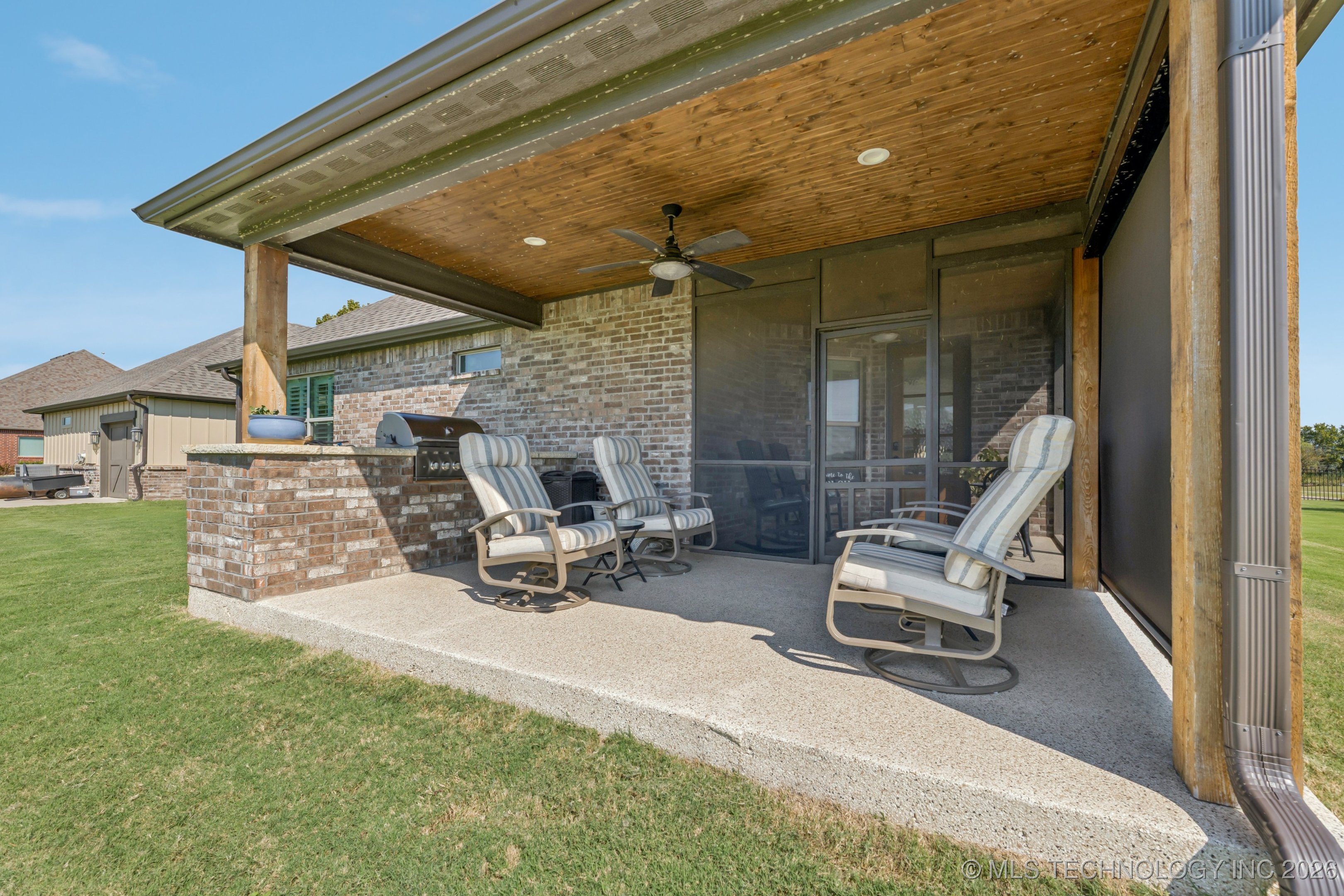 18070 S 72nd East Avenue Property Photo 33