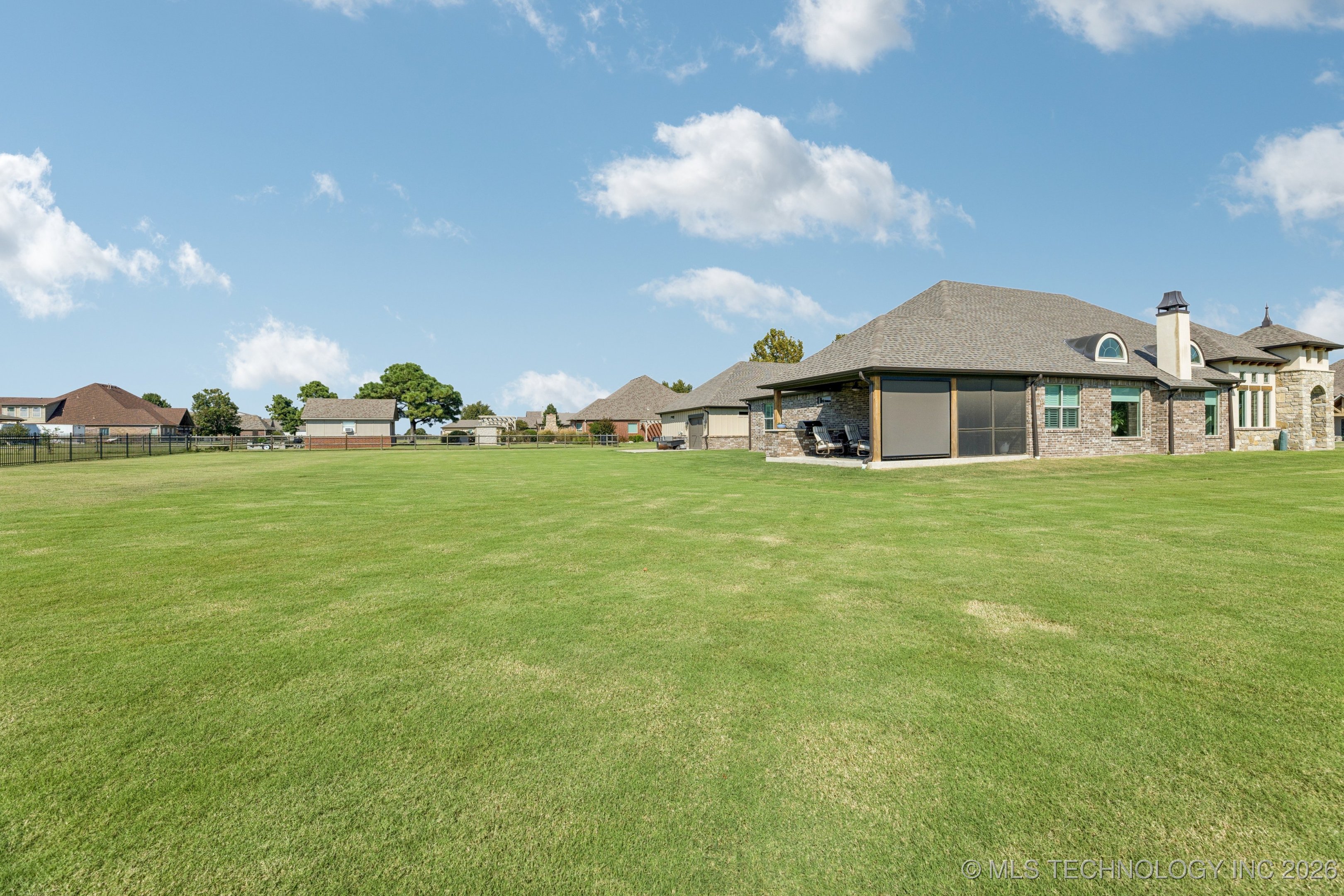 18070 S 72nd East Avenue Property Photo 34