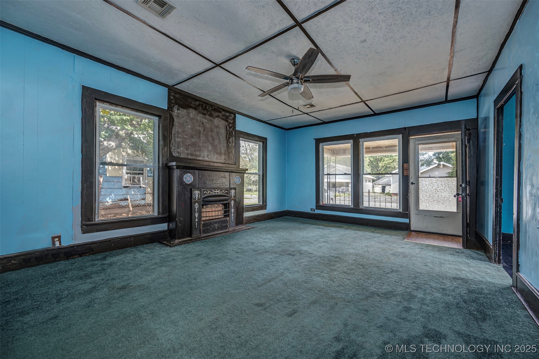 311 F Street Ne Property Photo 7