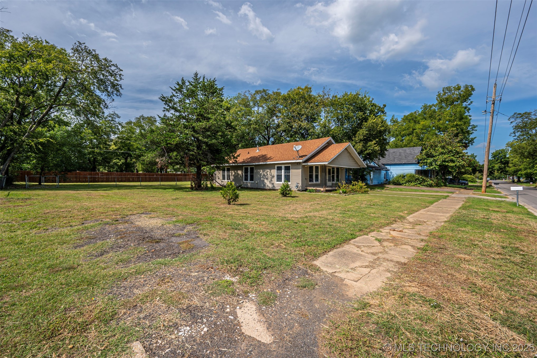 311 F Street Ne Property Photo 31