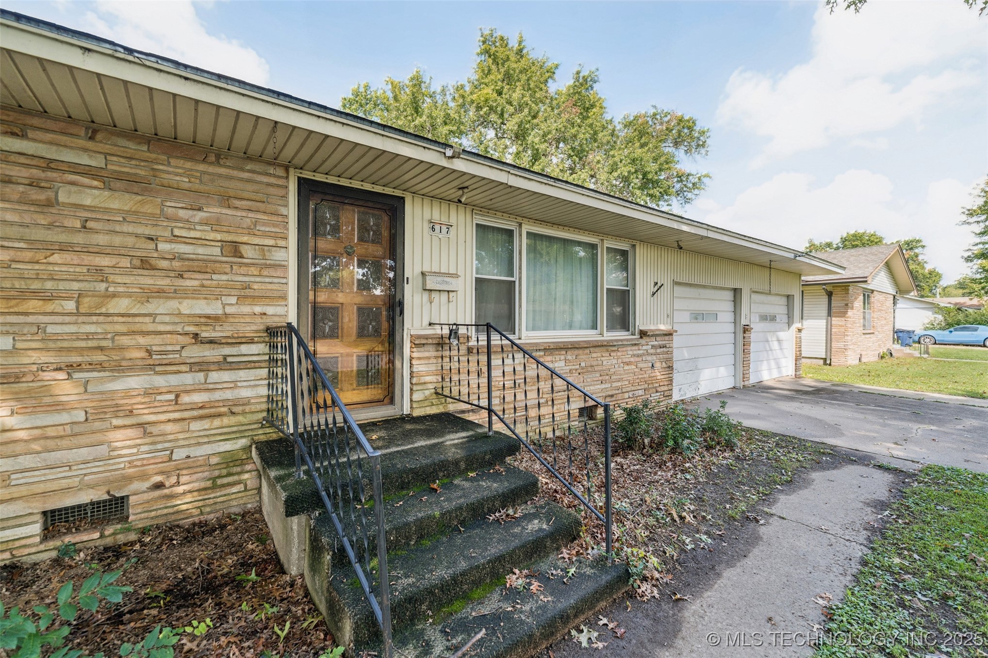 617 S Thompson Street Property Photo 3