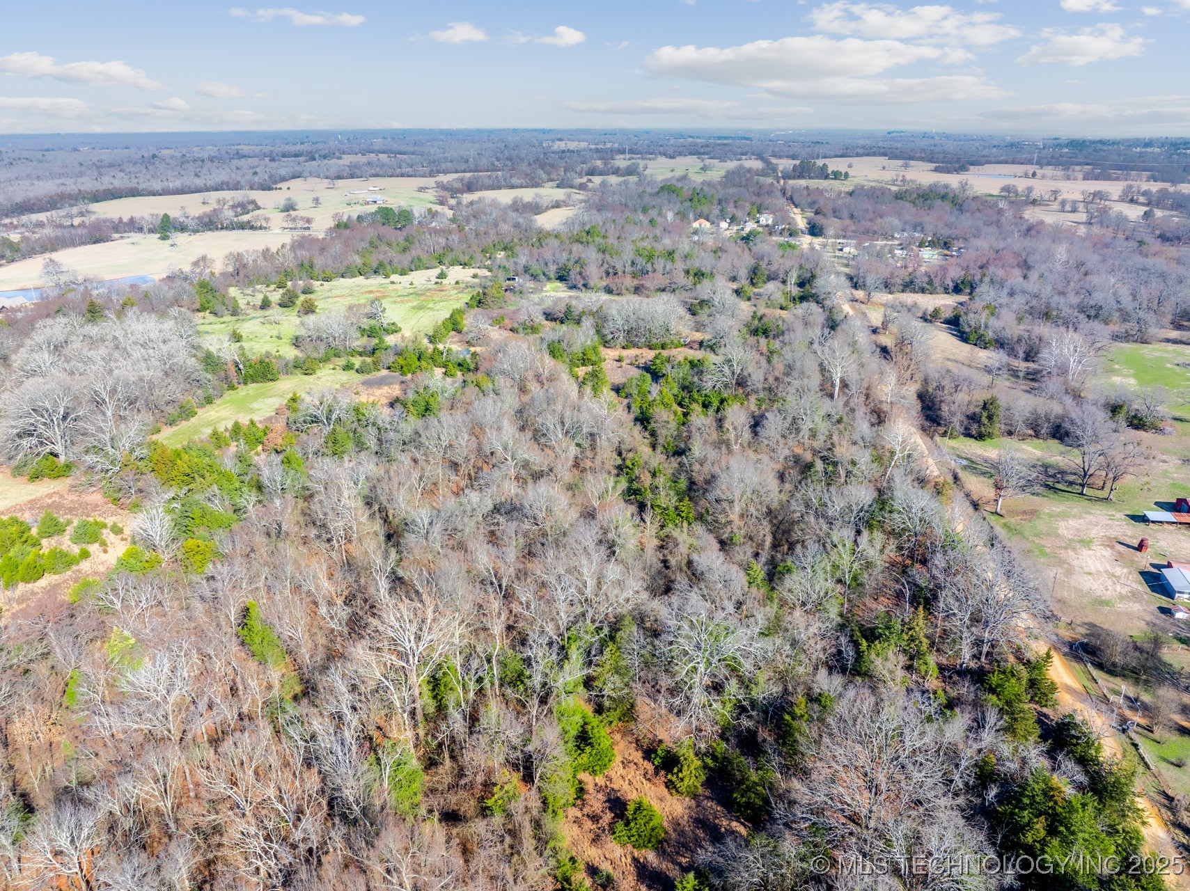 1 N 4210 Road Property Photo 4