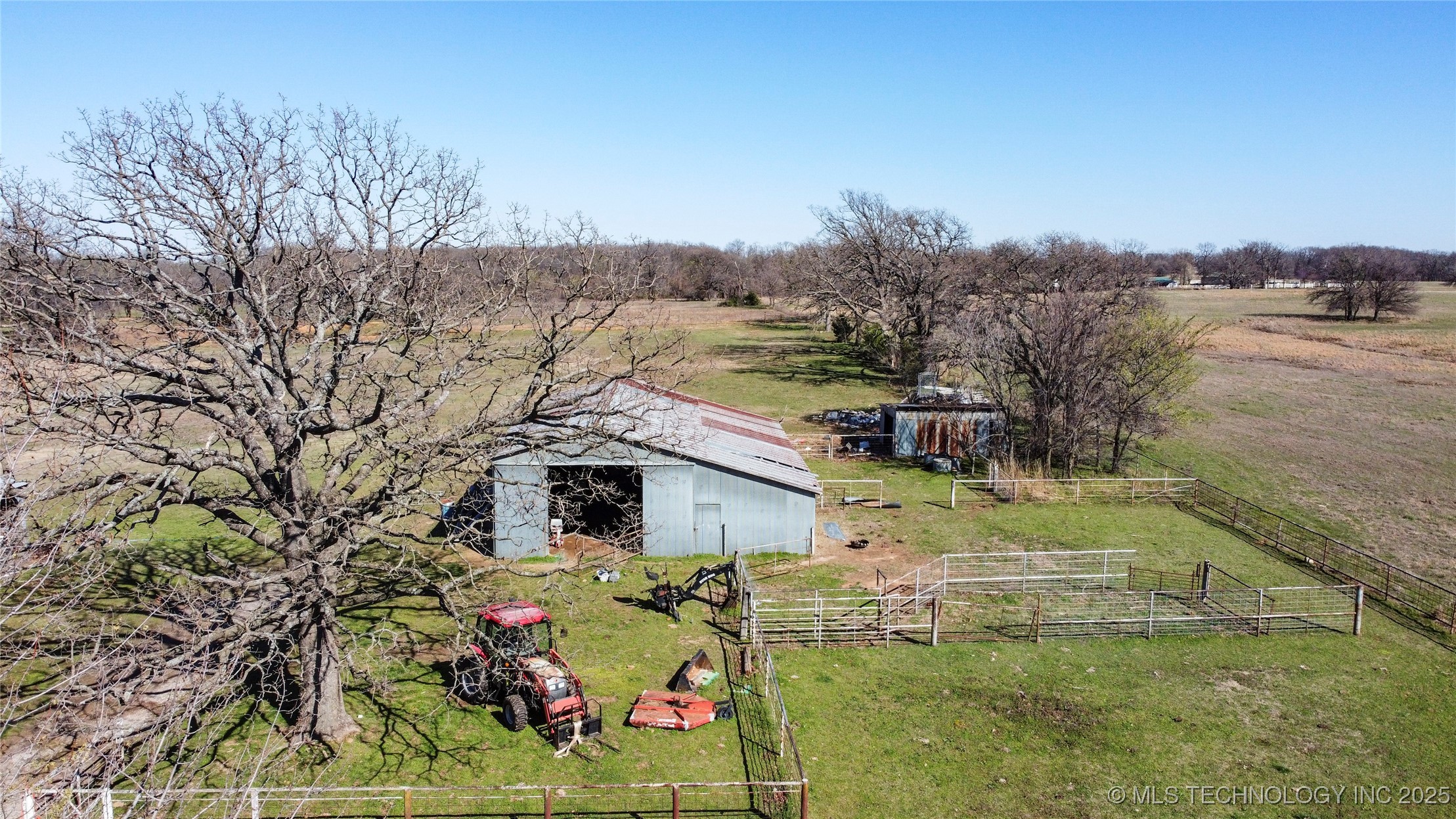 5211 S 4280 Road Property Photo 6