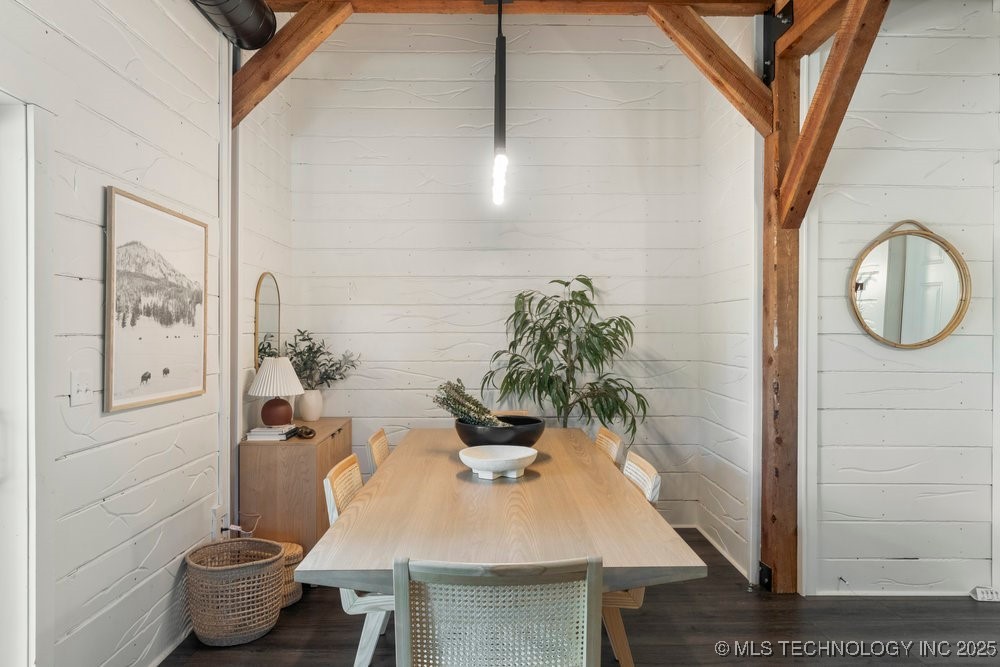 68243 S 220th Road Property Photo 19