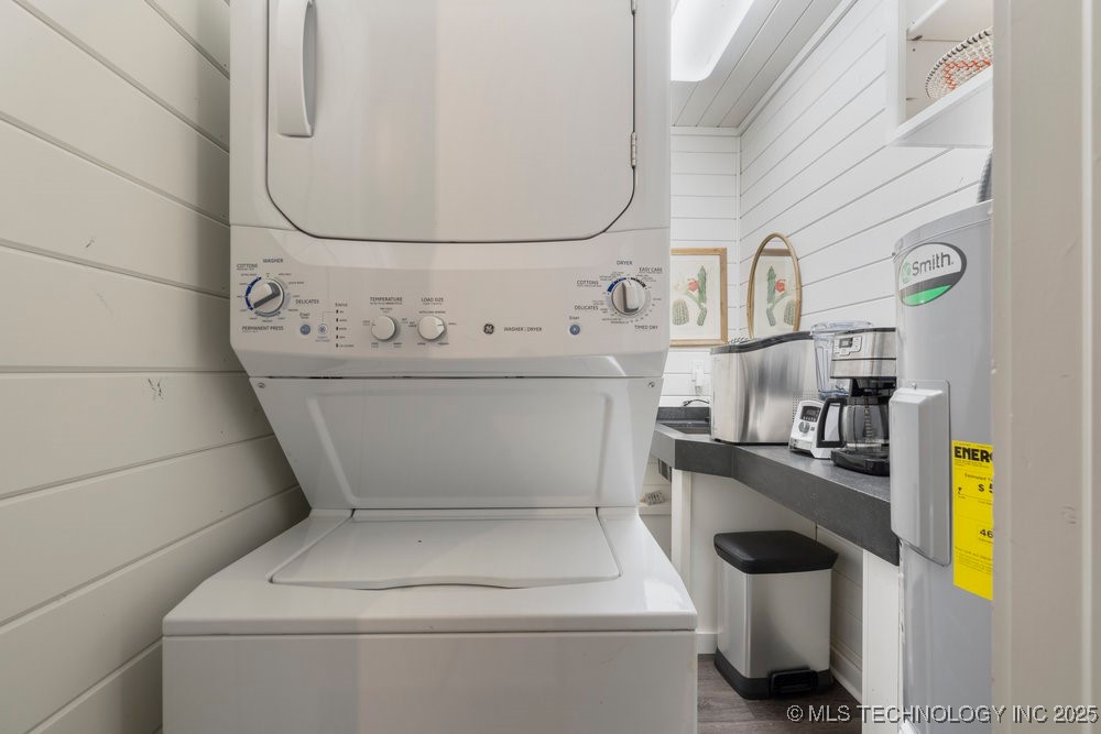 68243 S 220th Road Property Photo 28