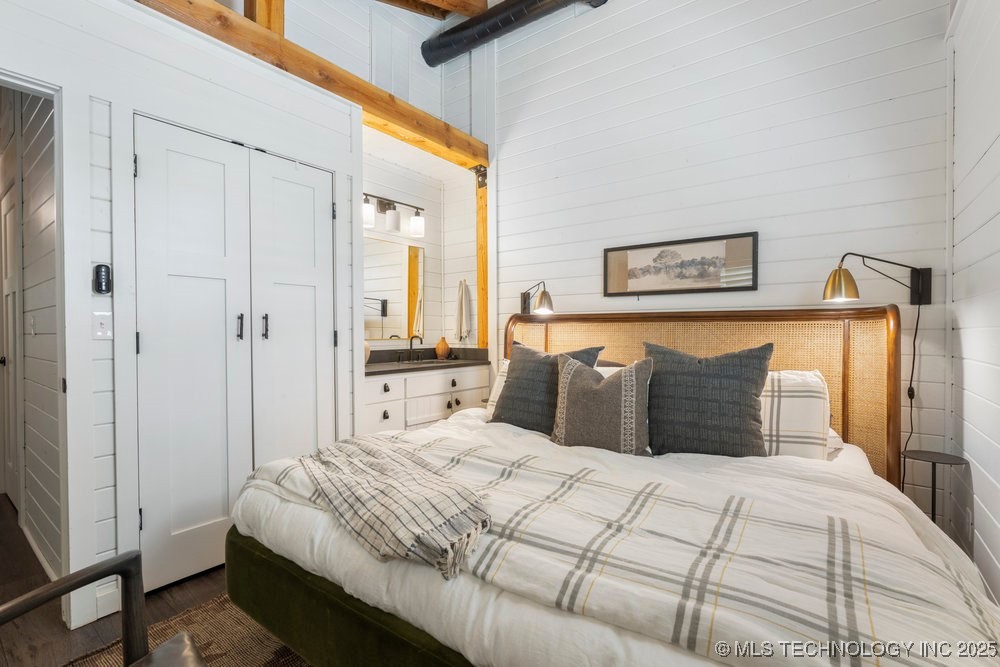 68243 S 220th Road Property Photo 30