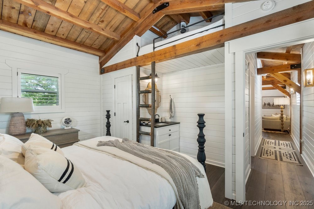 68243 S 220th Road Property Photo 37