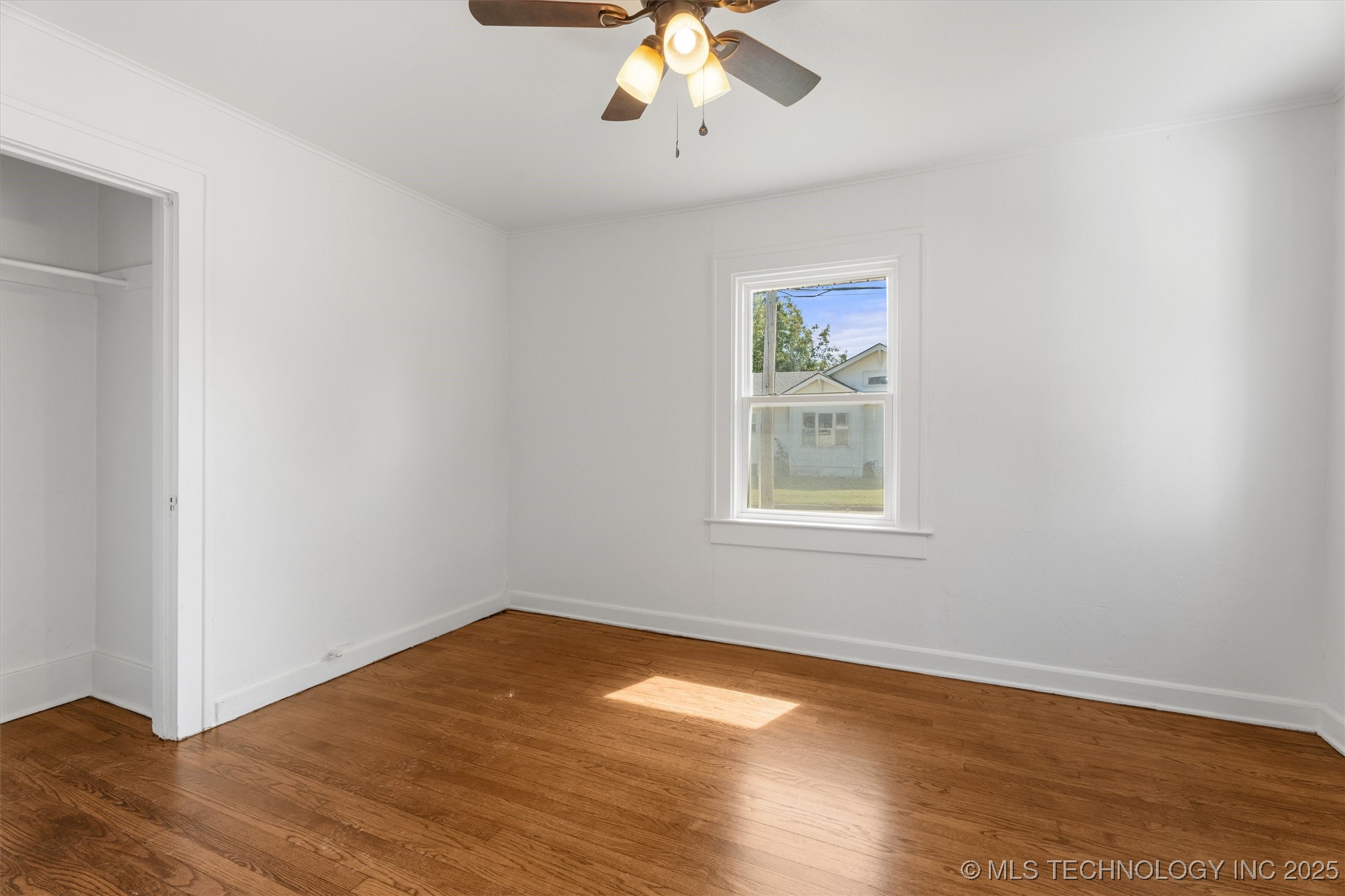 1436 S Keeler Avenue Property Photo 9