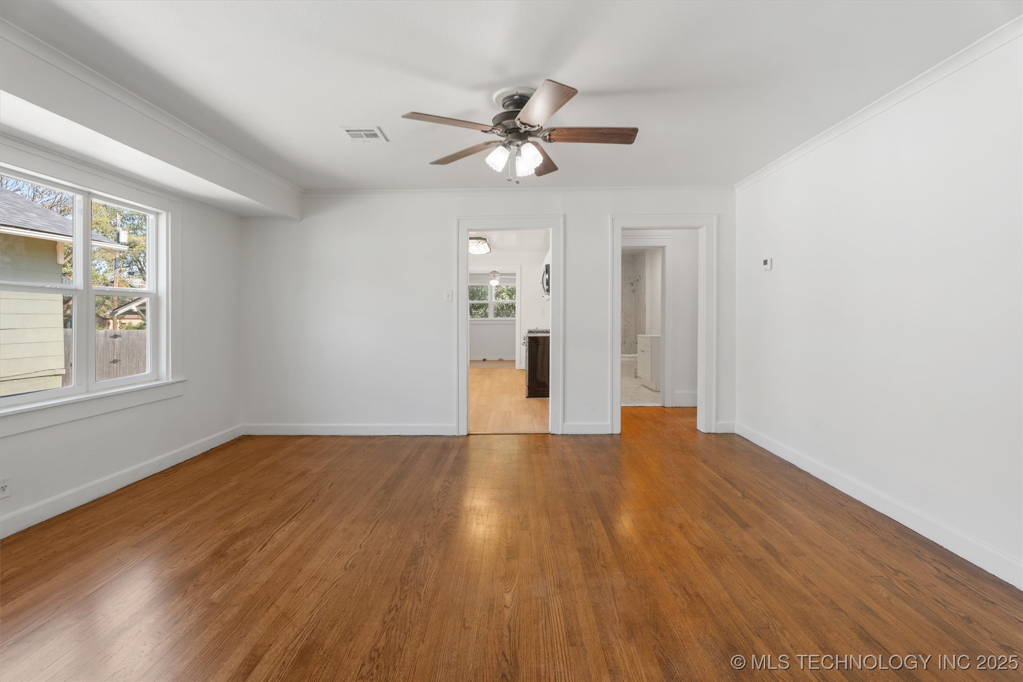 1436 S Keeler Avenue Property Photo 11