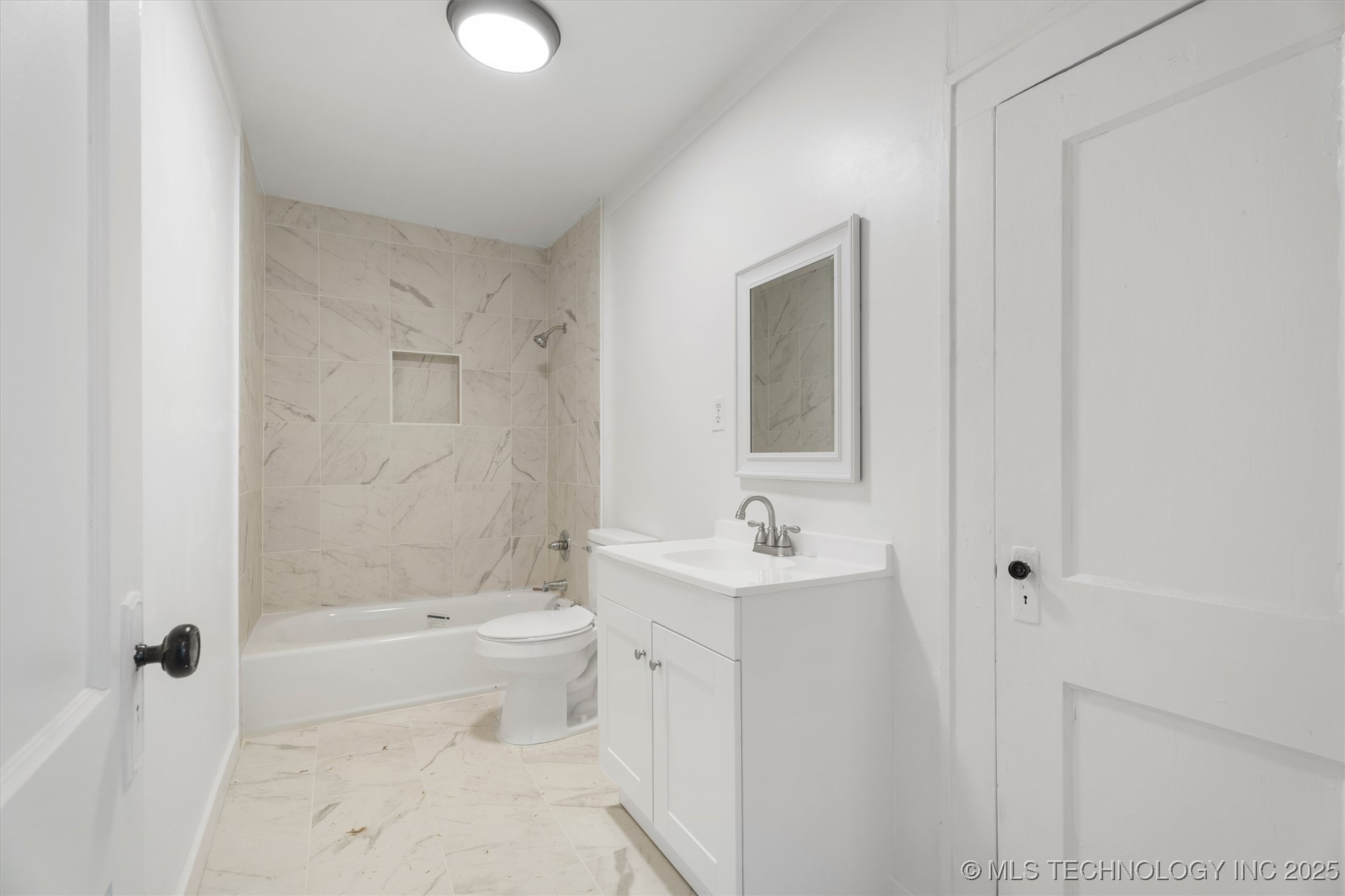 1436 S Keeler Avenue Property Photo 13