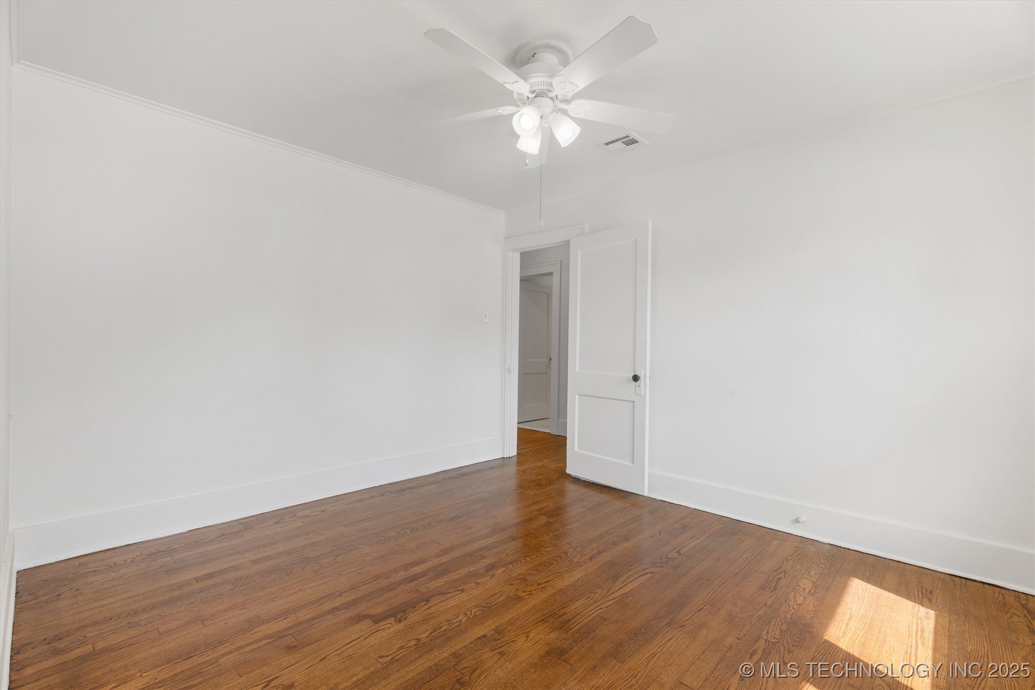 1436 S Keeler Avenue Property Photo 16