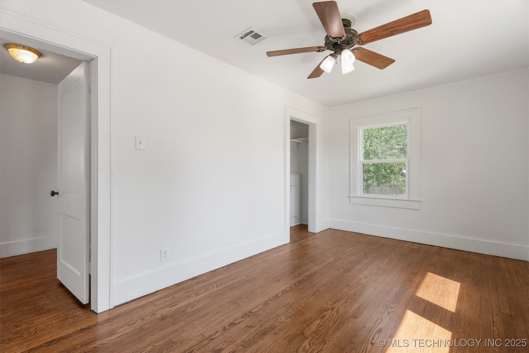 1436 S Keeler Avenue Property Photo 18