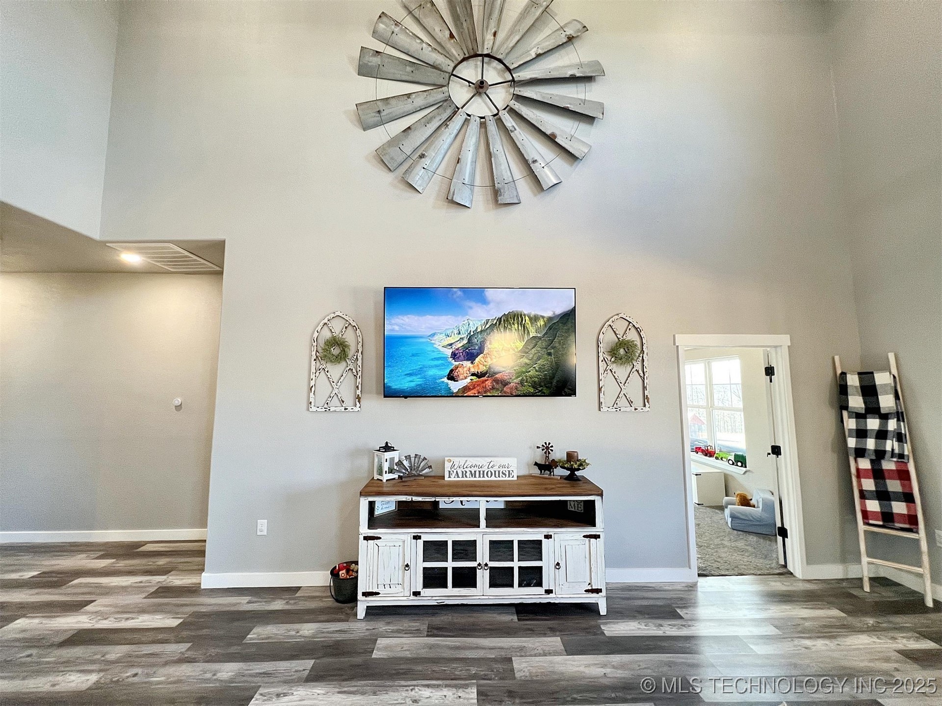 11457 N 510 Road Property Photo 27