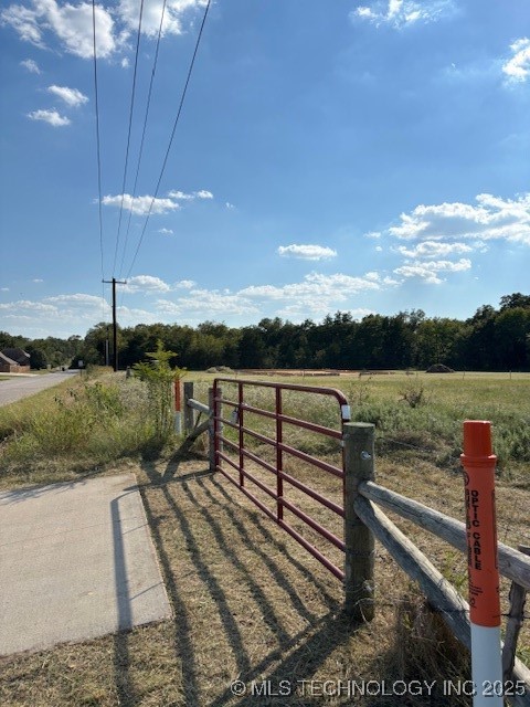 00 Larkspur Lane Property Photo 5