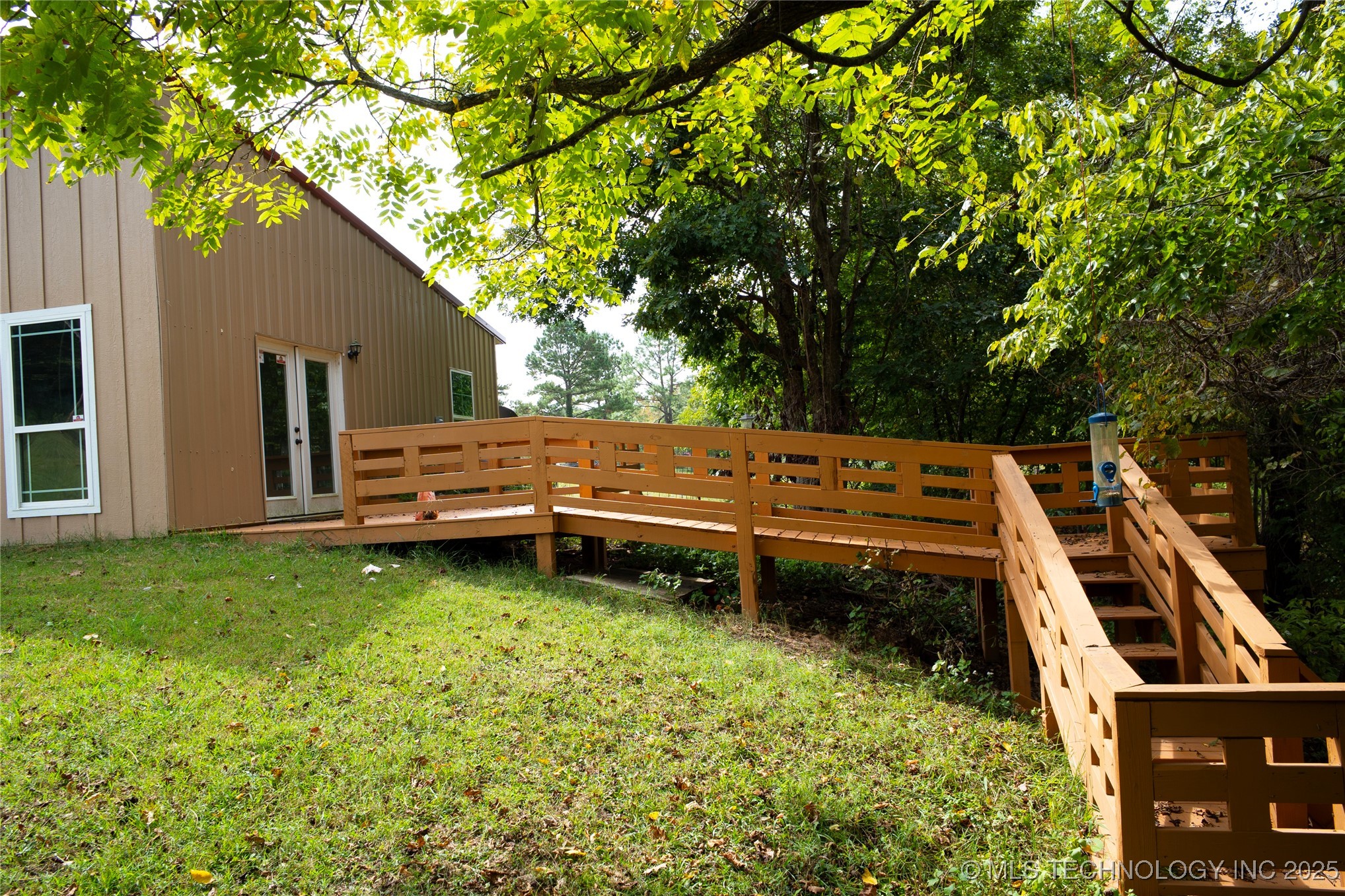 80300 S 4688 Property Photo 3