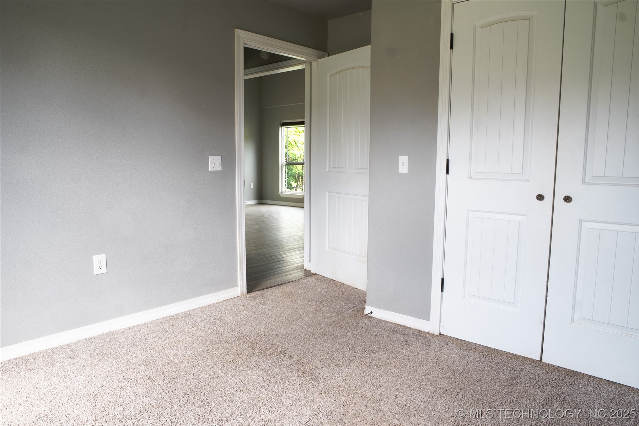 80300 S 4688 Property Photo 11