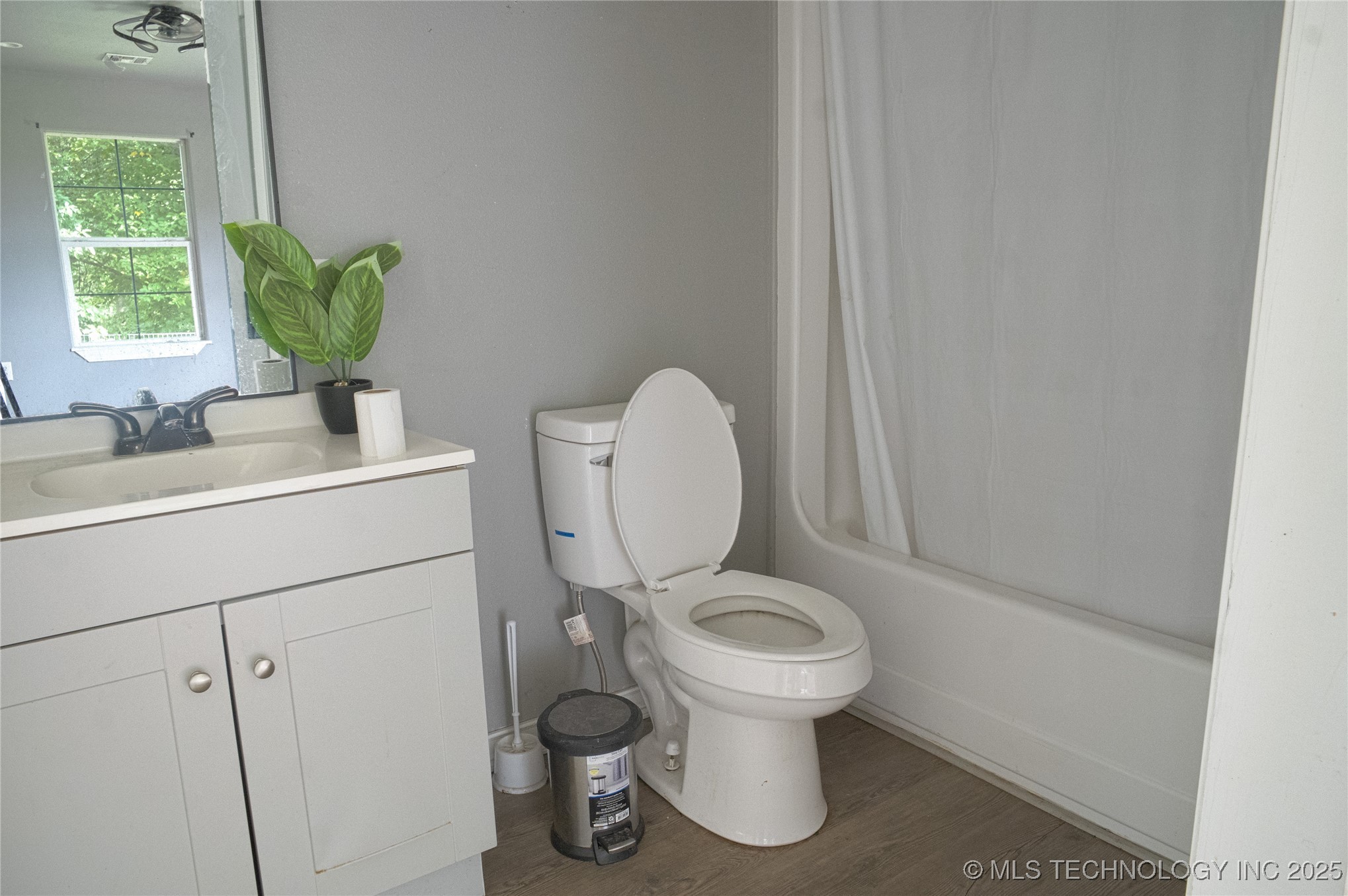 80300 S 4688 Property Photo 17
