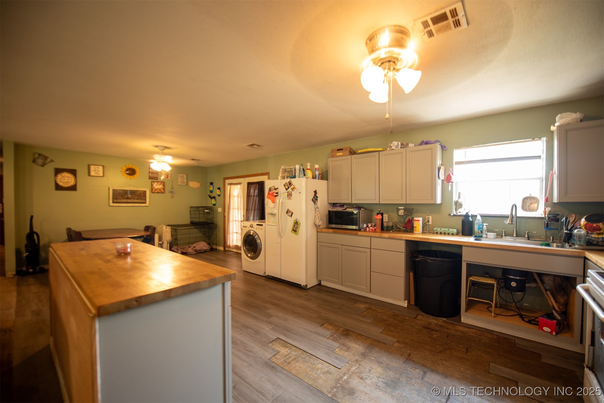 465602 E 850 Road Property Photo 10