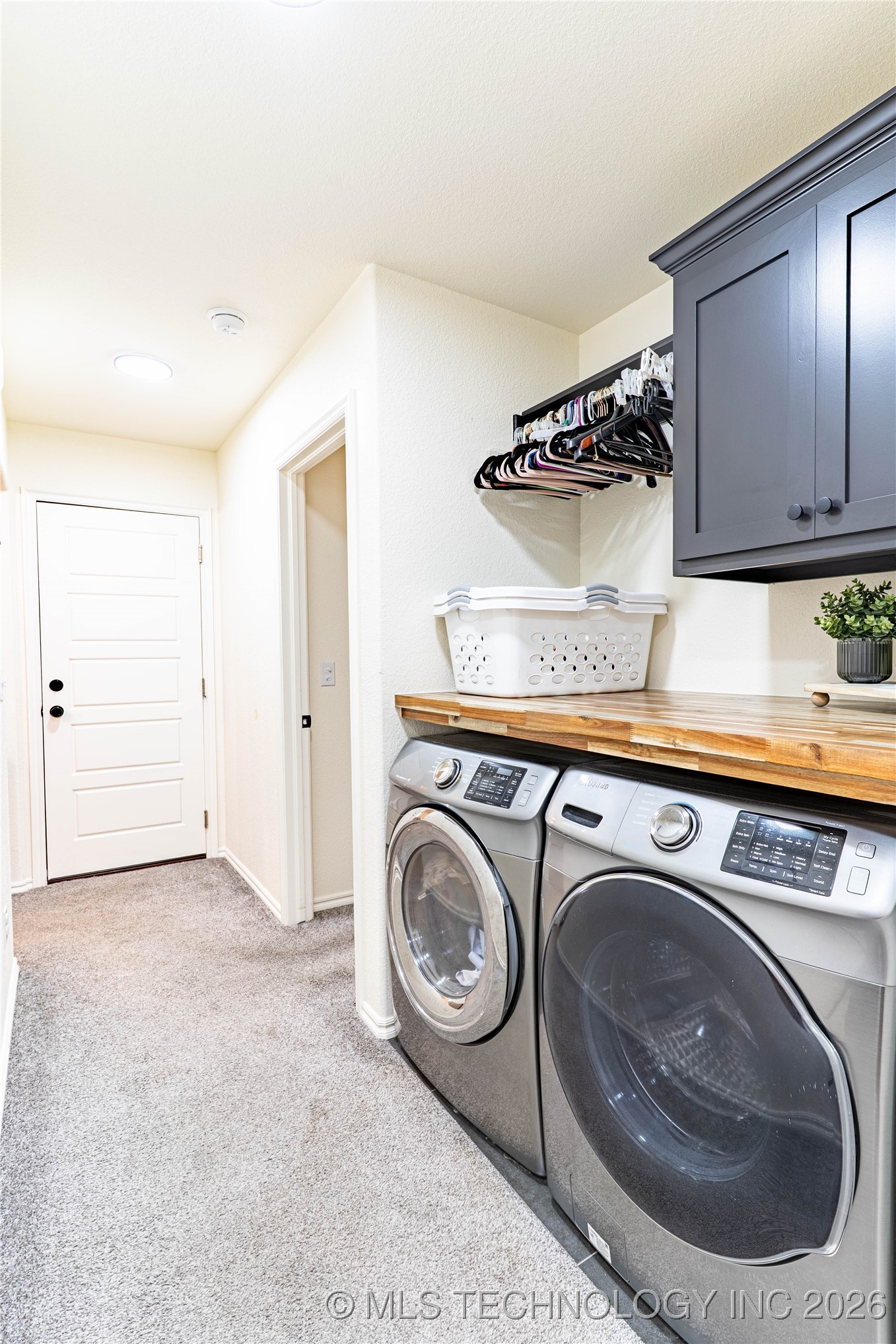 904 S Hickory Street Property Photo 19