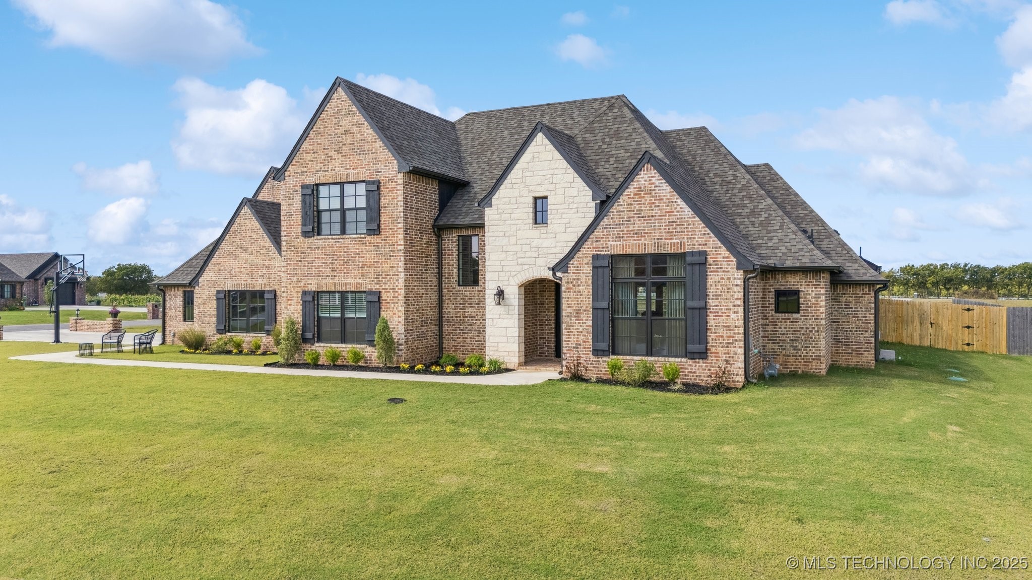 4135 E 179th Street S Property Photo 1