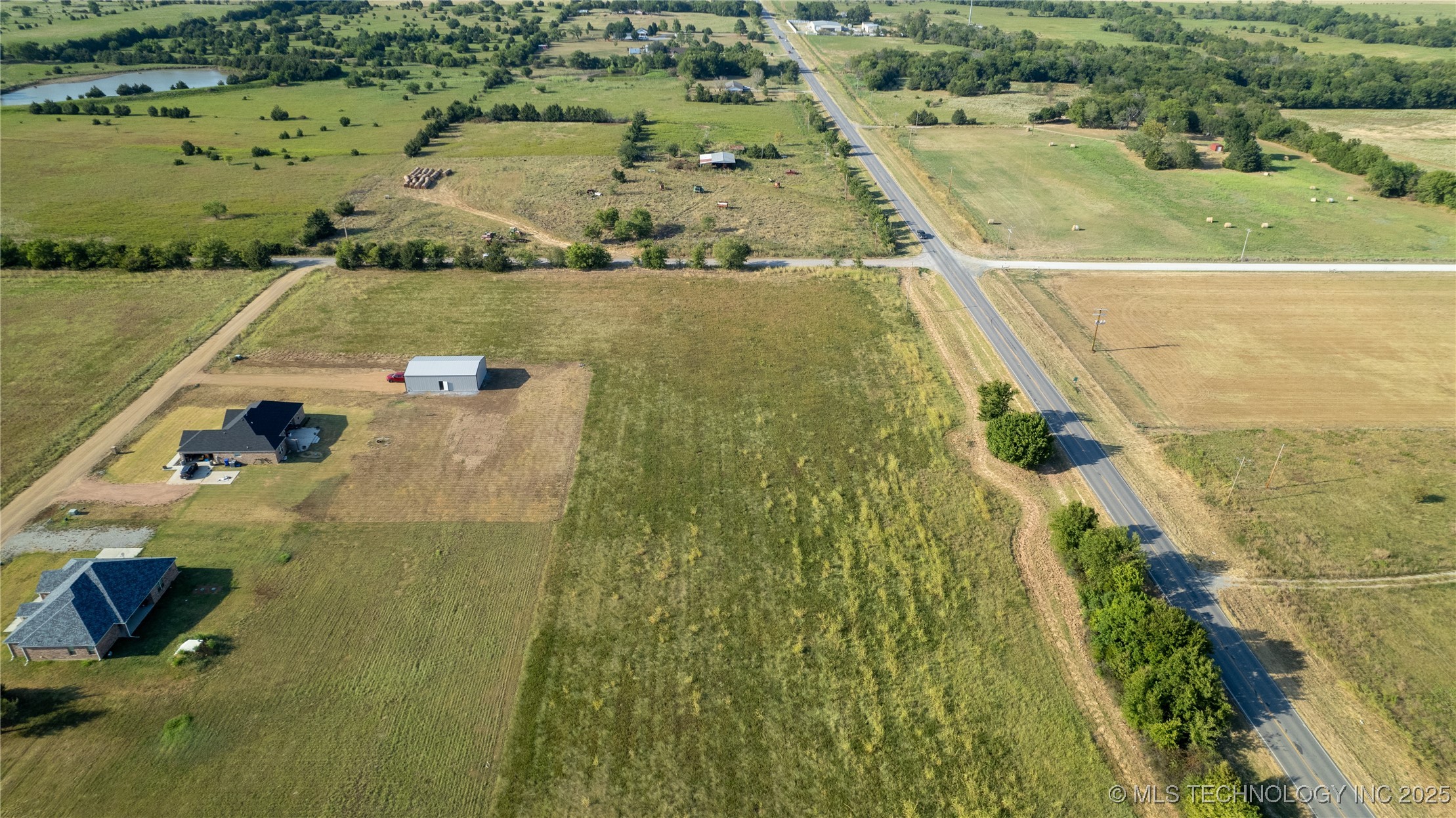 009 Davis Property Photo 6